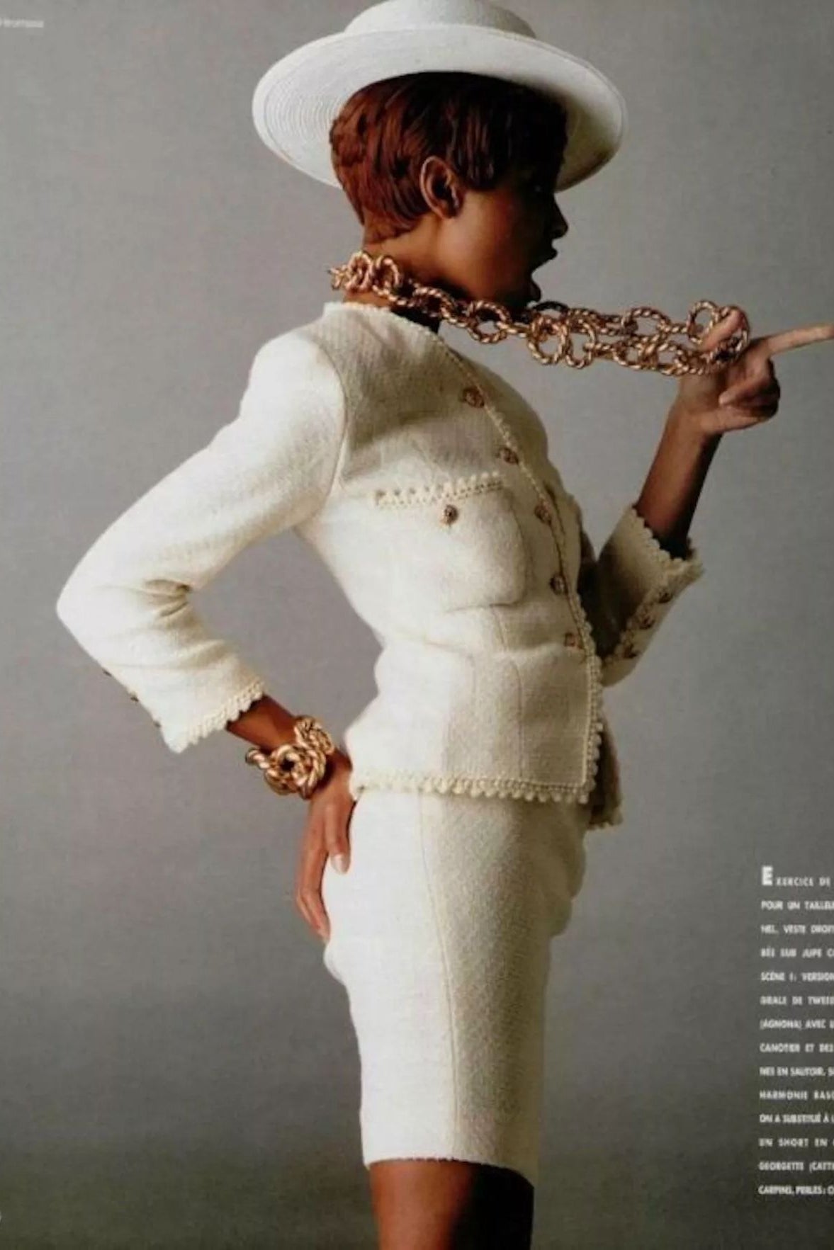 Chanel Vintage S/S 1990 Ecru Cream 24K Gold CC Scalloped Tweed Jacket Skirt Suit