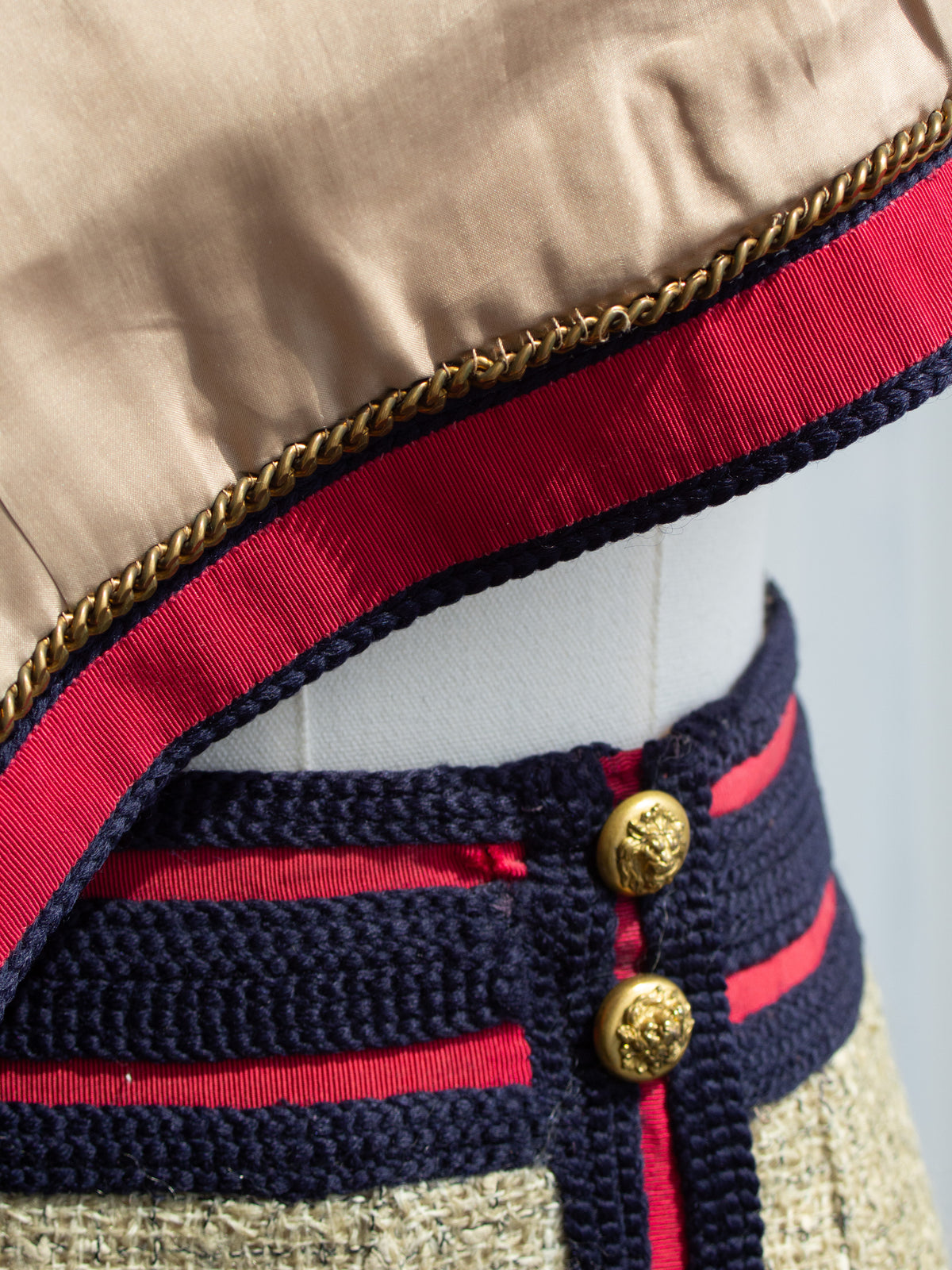 Chanel Haute Couture 1961 Coco Beige Red Blue Tweed Jacket Skirt Suit