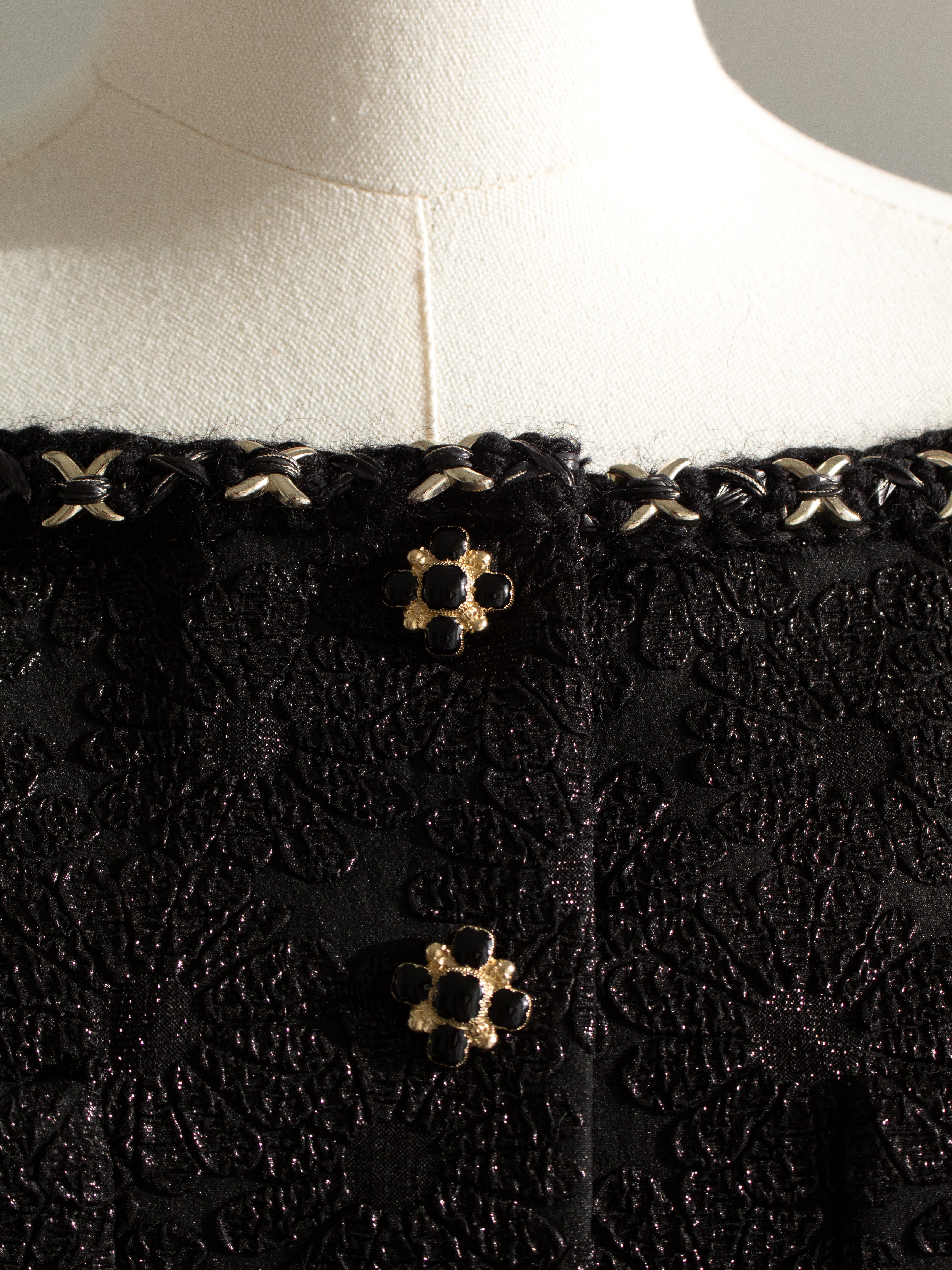 Chanel F/W 2021 Metiers D'Art Chateau Des Dames Black Off-Shoulder 21A Jacket