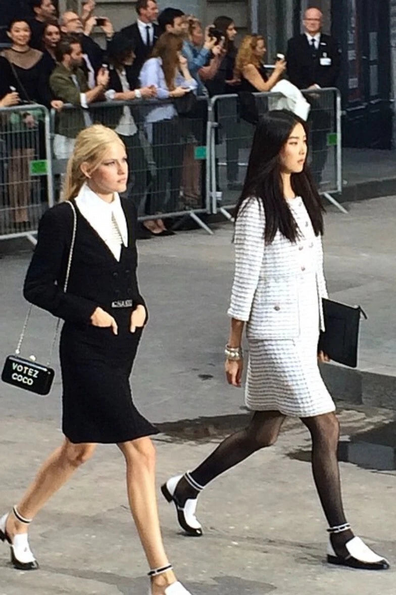 Chanel S/S 2015 Votez Coco Black Plexiglass Pearl Minaudière Clutch Bag