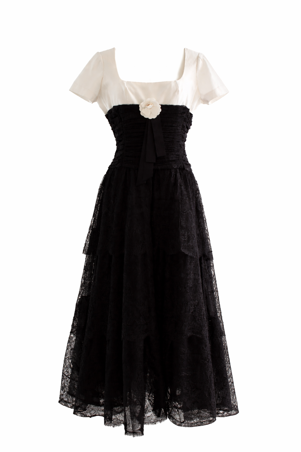 Chanel Vintage S/S 1988 White Black Lace Camellia Bow Dress Gown