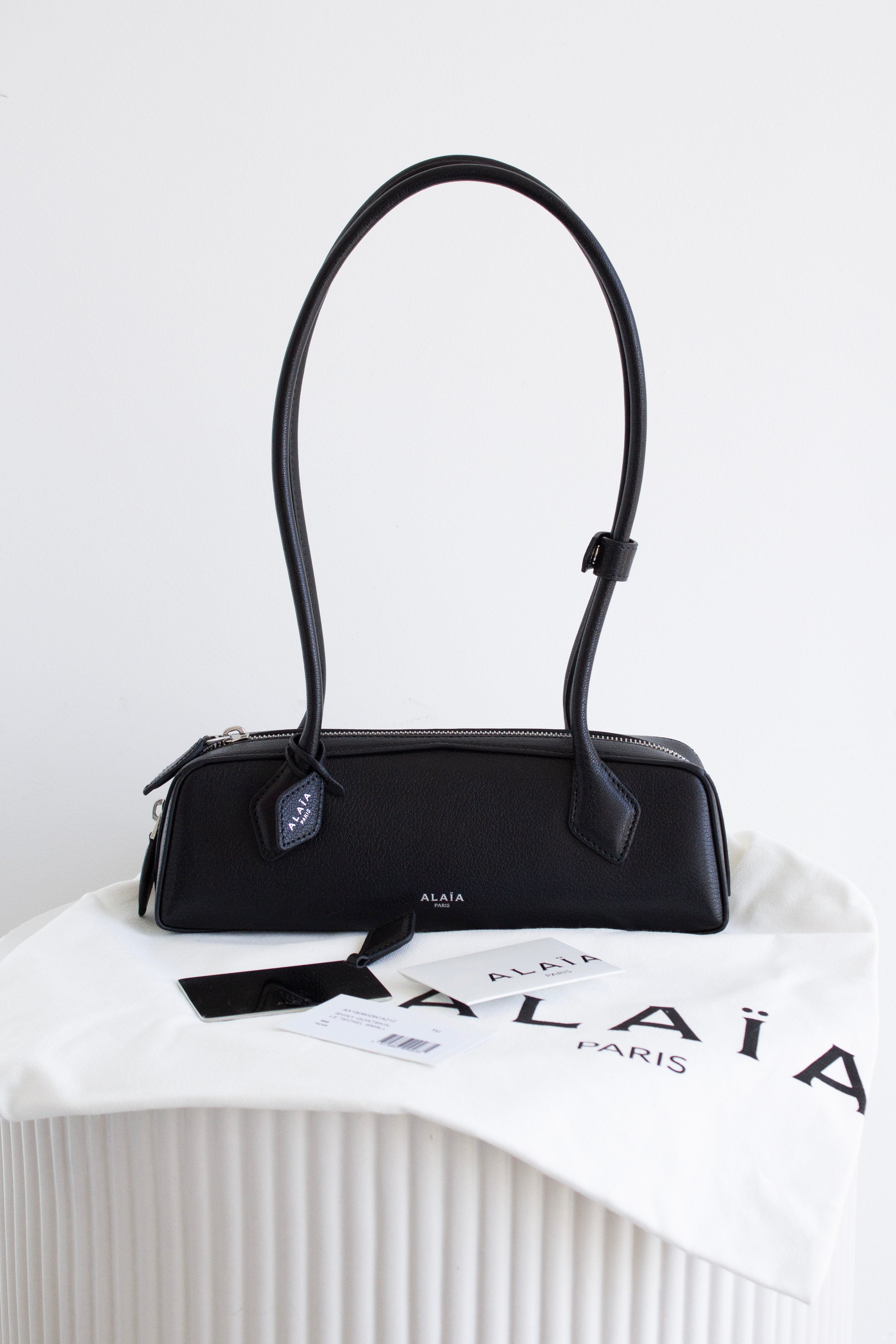 Alaïa Le Teckel Small Black Goat Leather Shoulder Bag