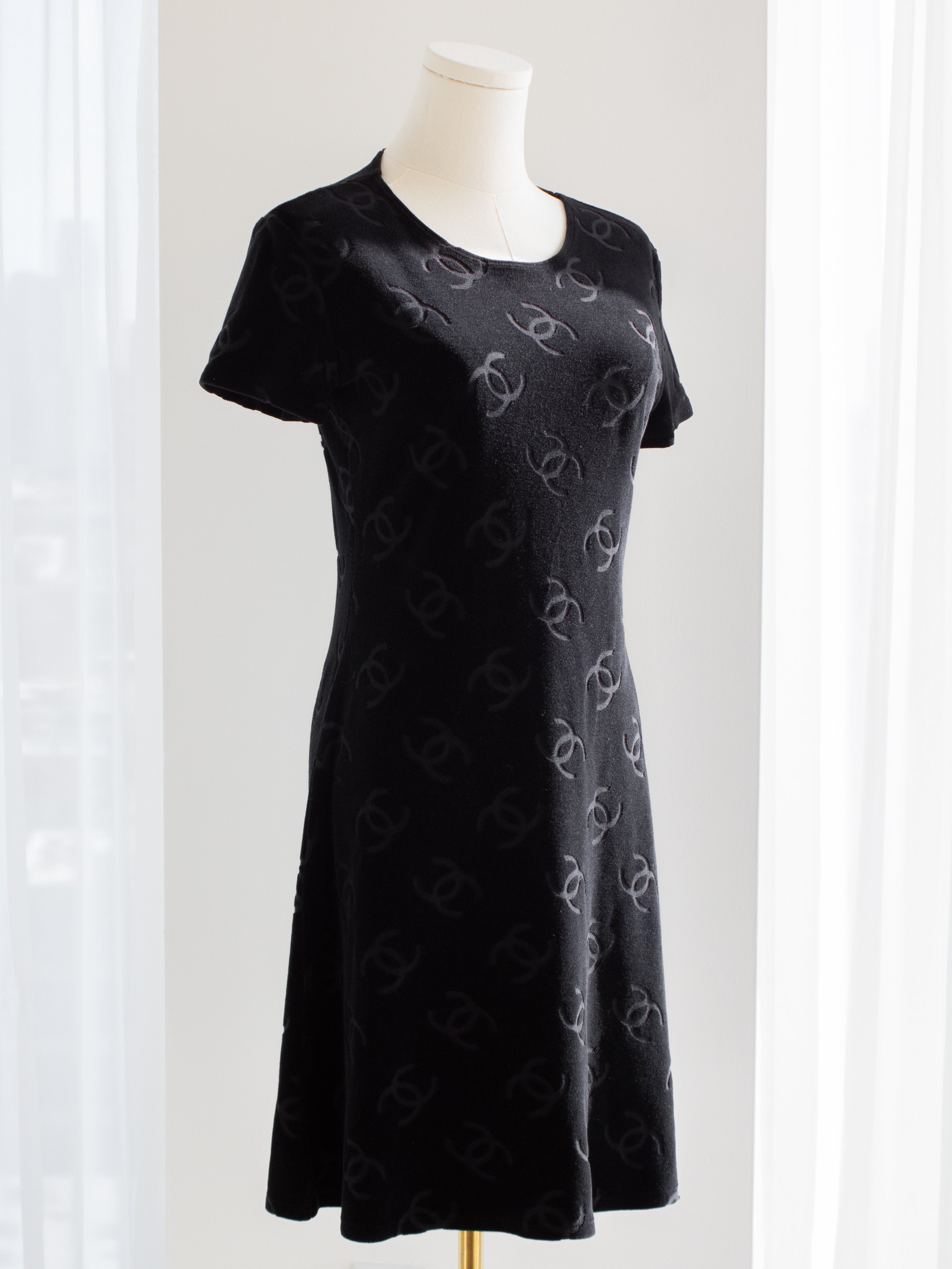 Chanel Vintage S/S1996 Black CC Logo Velour 96P LBD Mini Dress