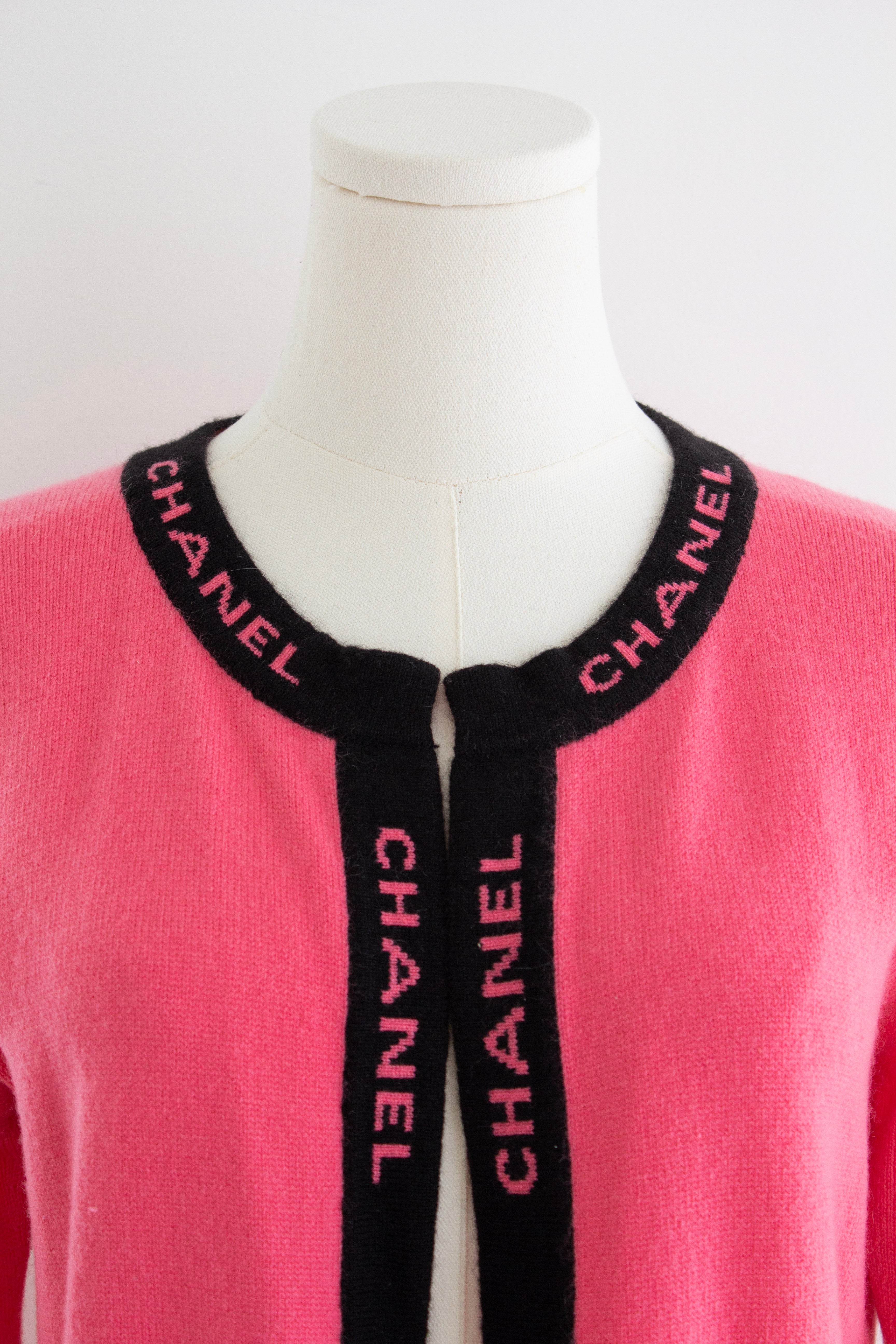 Chanel Cruise 1994/1995 Watermelon Pink Black CC Logo Cashmere Cardigan
