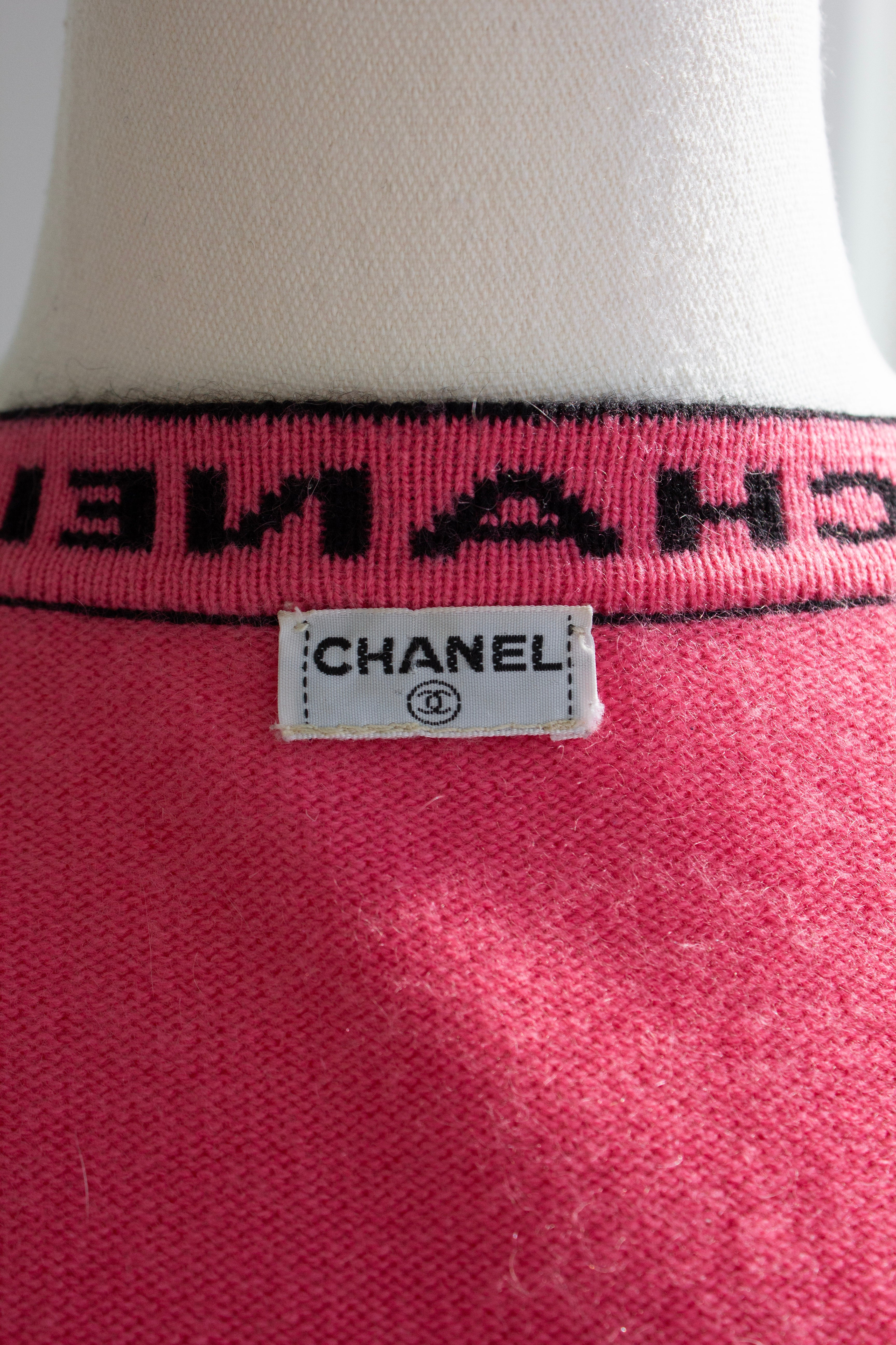 Chanel Cruise 1994/1995 Watermelon Pink Black CC Logo Cashmere Cardigan