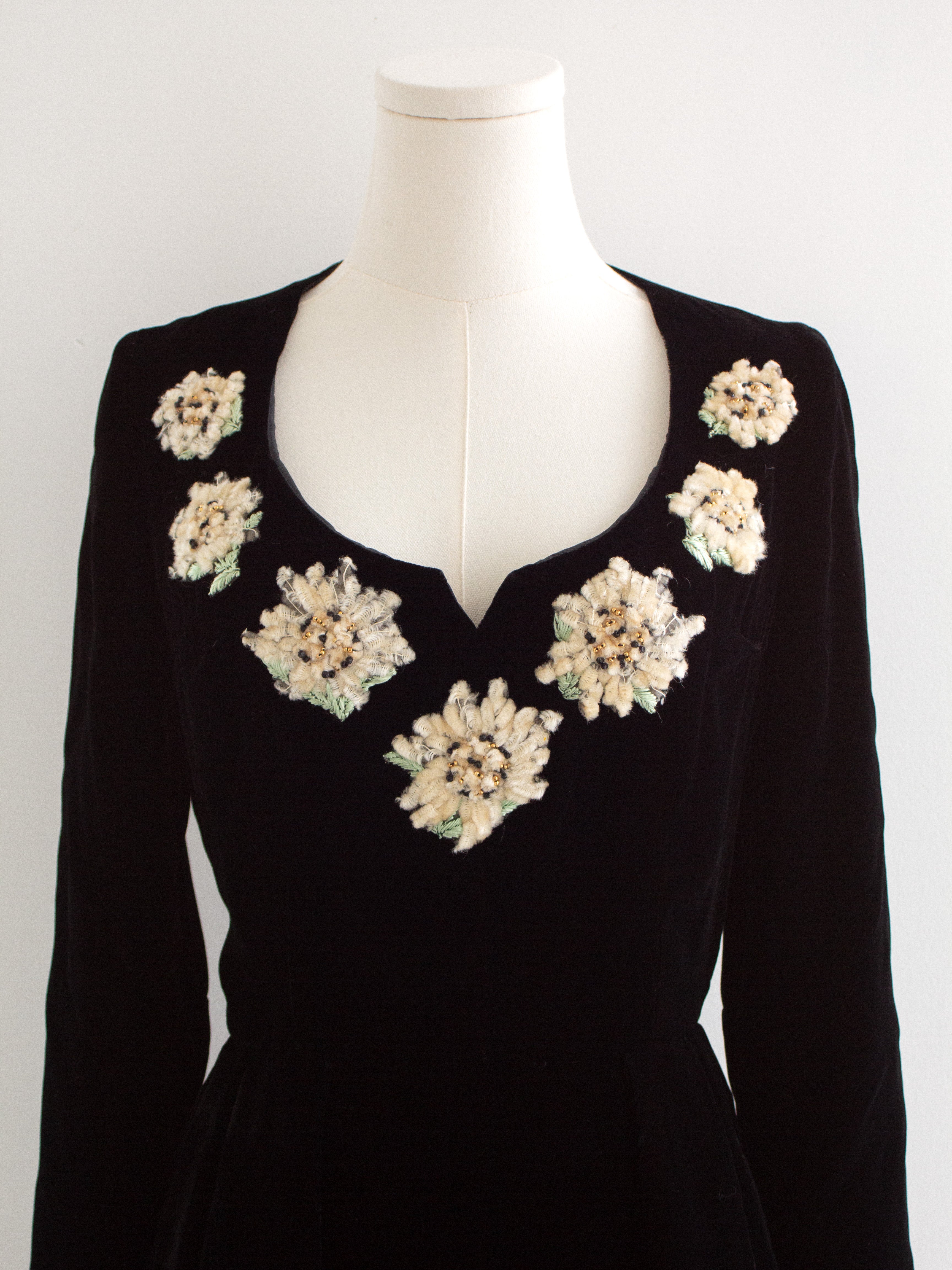 Chanel Vintage F/W 1988 Black Velvet Edelweiss Flower Embroidered Mini Dress