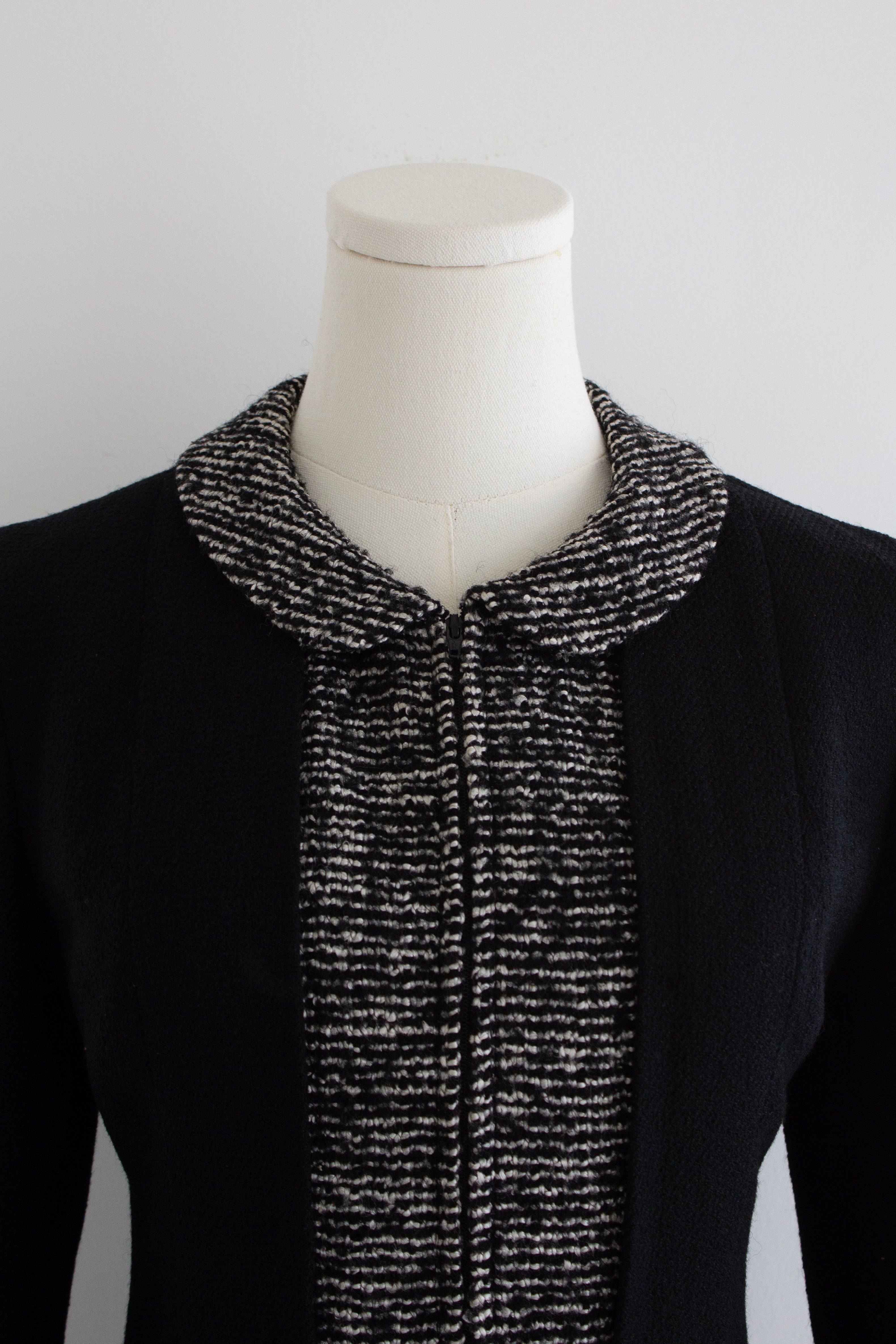 Chanel Haute Couture F/W 1993 Runway Black Grey Tweed Jacket Skirt Suit