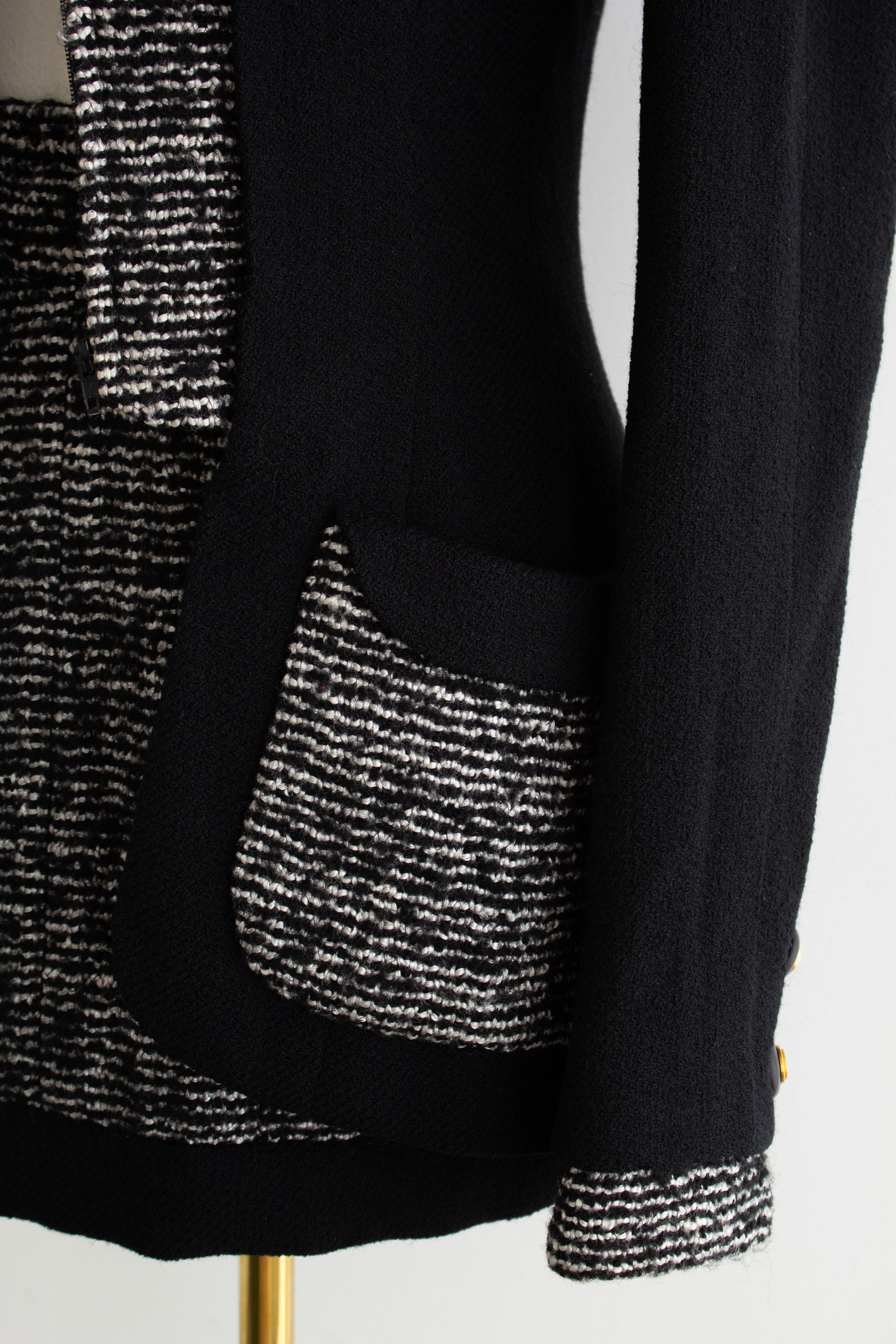 Chanel Haute Couture F/W 1993 Runway Black Grey Tweed Jacket Skirt Suit