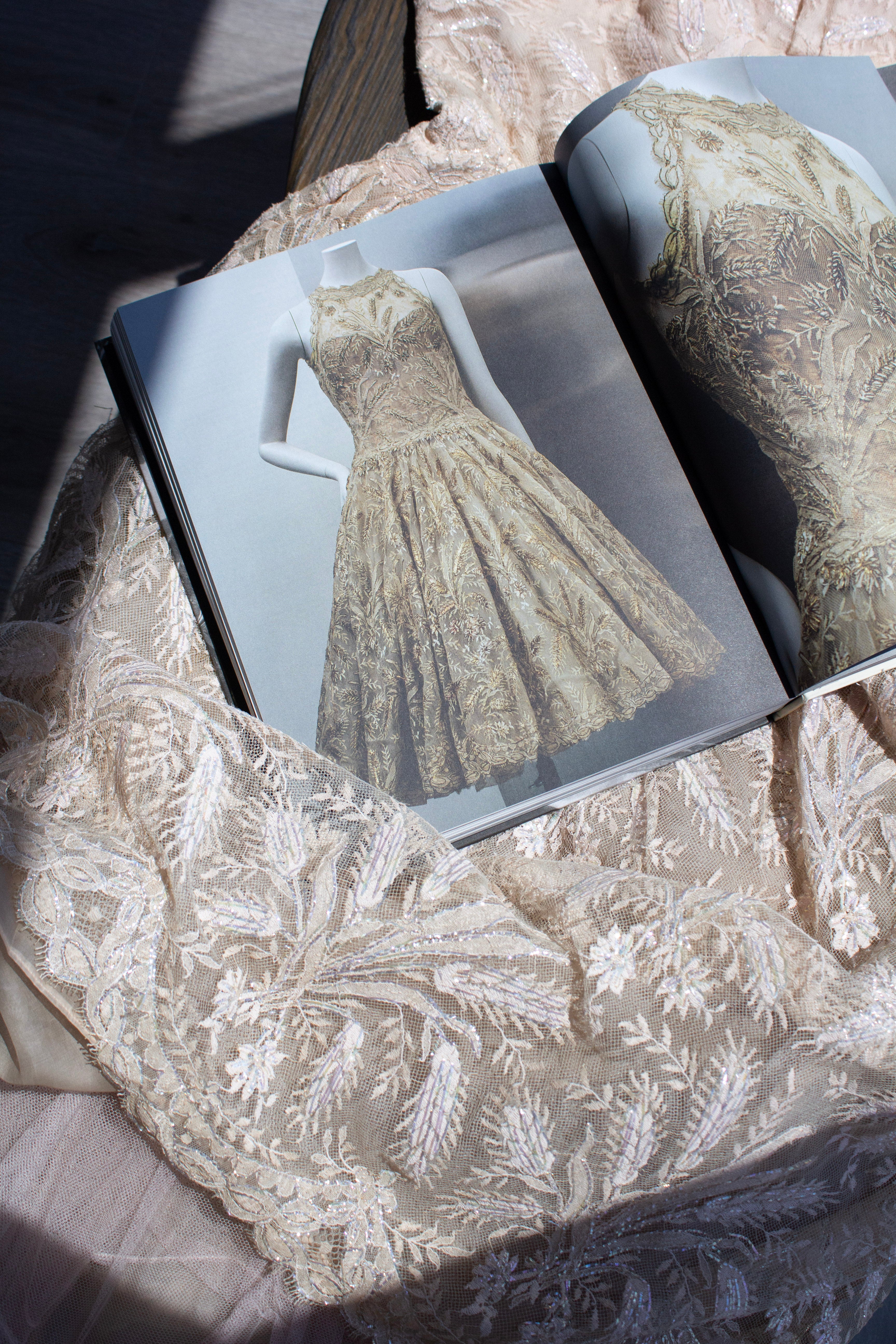 Chanel Haute Couture S/S 1960 Blush Pink Lace Wheat Dress