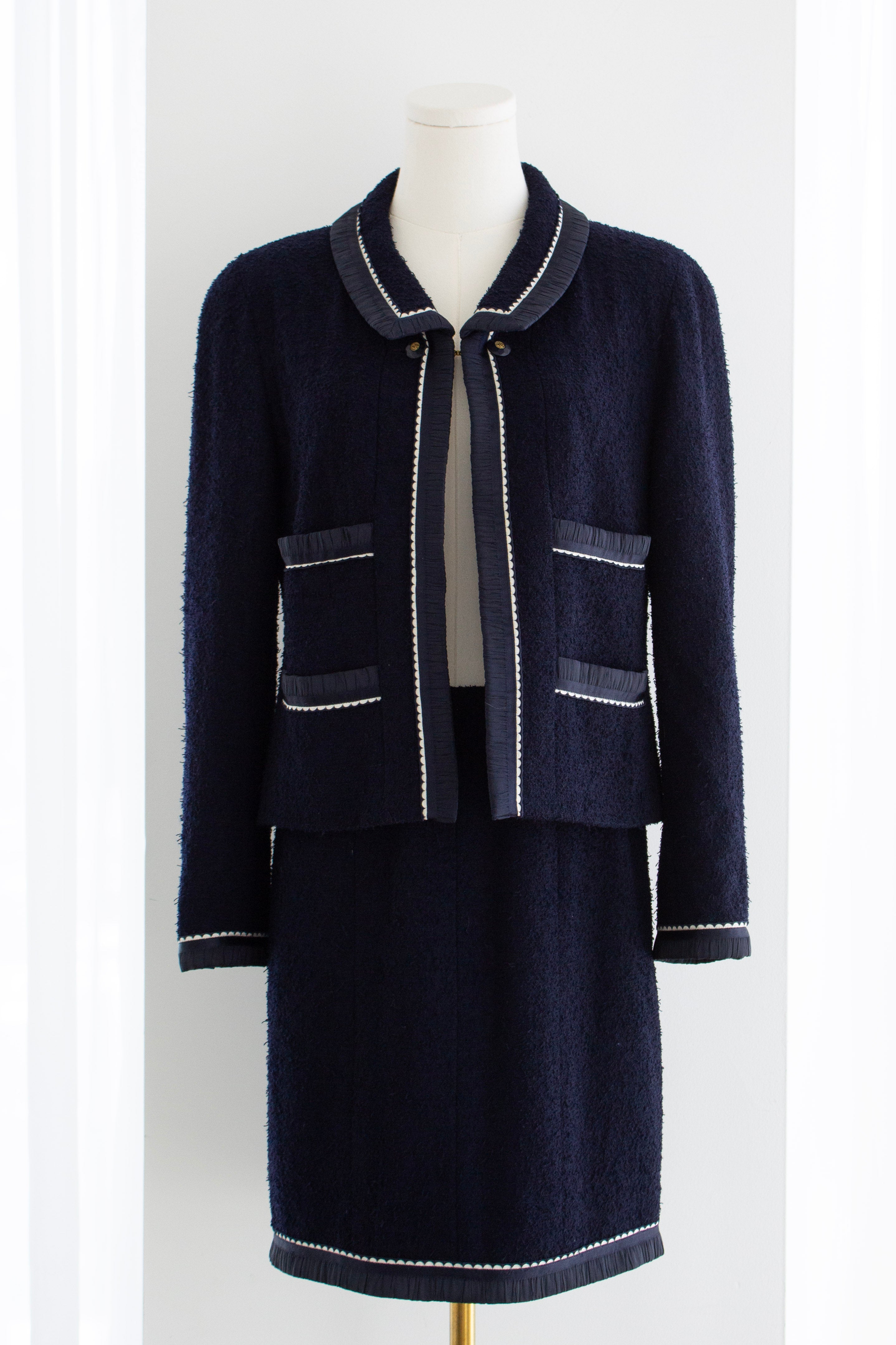 Chanel Vintage S/S1994 Navy Blue Logo Bow 94P Jacket Skirt Suit