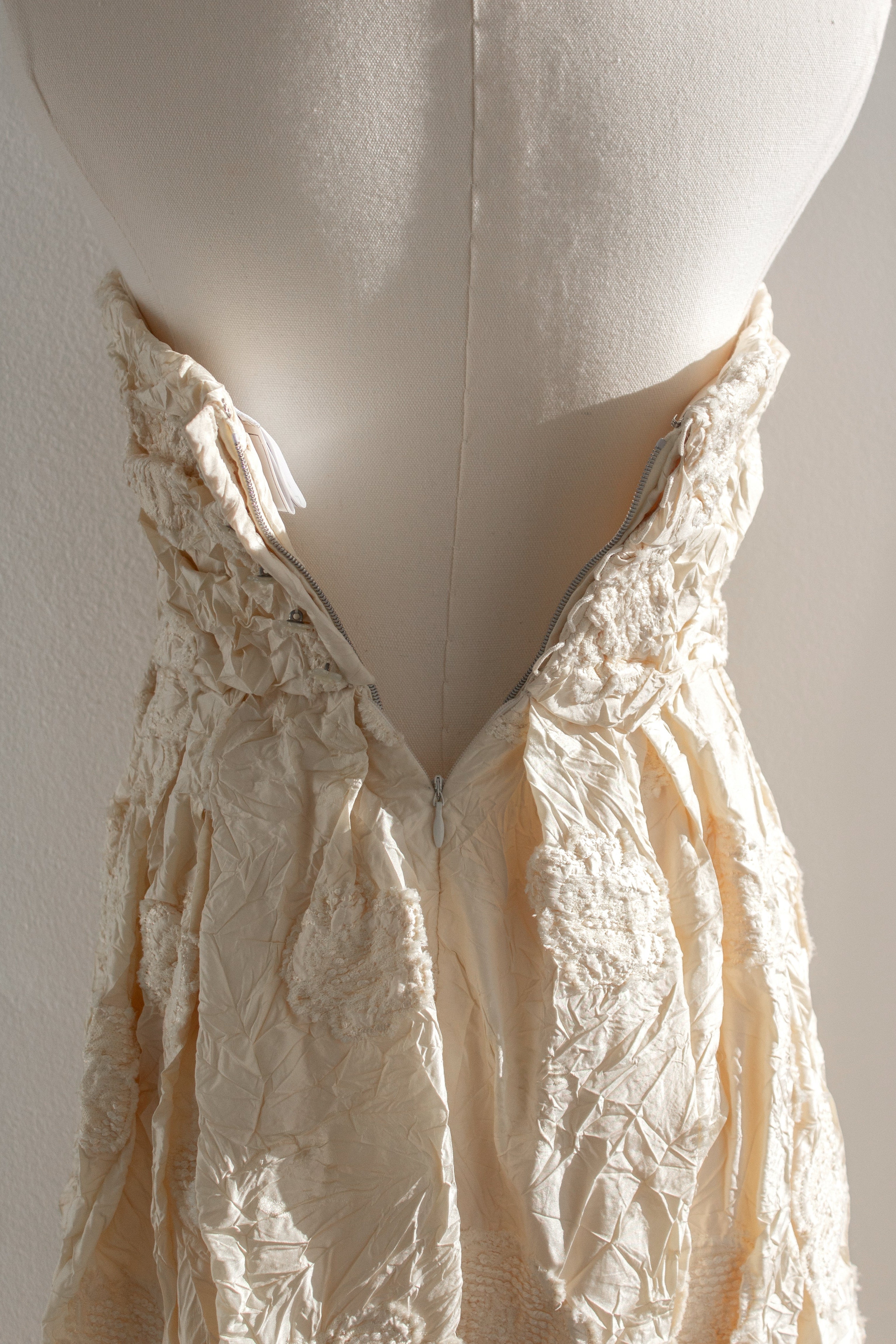 Chanel S/S 2006 Bride Camellia Ivory White 06P Evening Wedding Gown