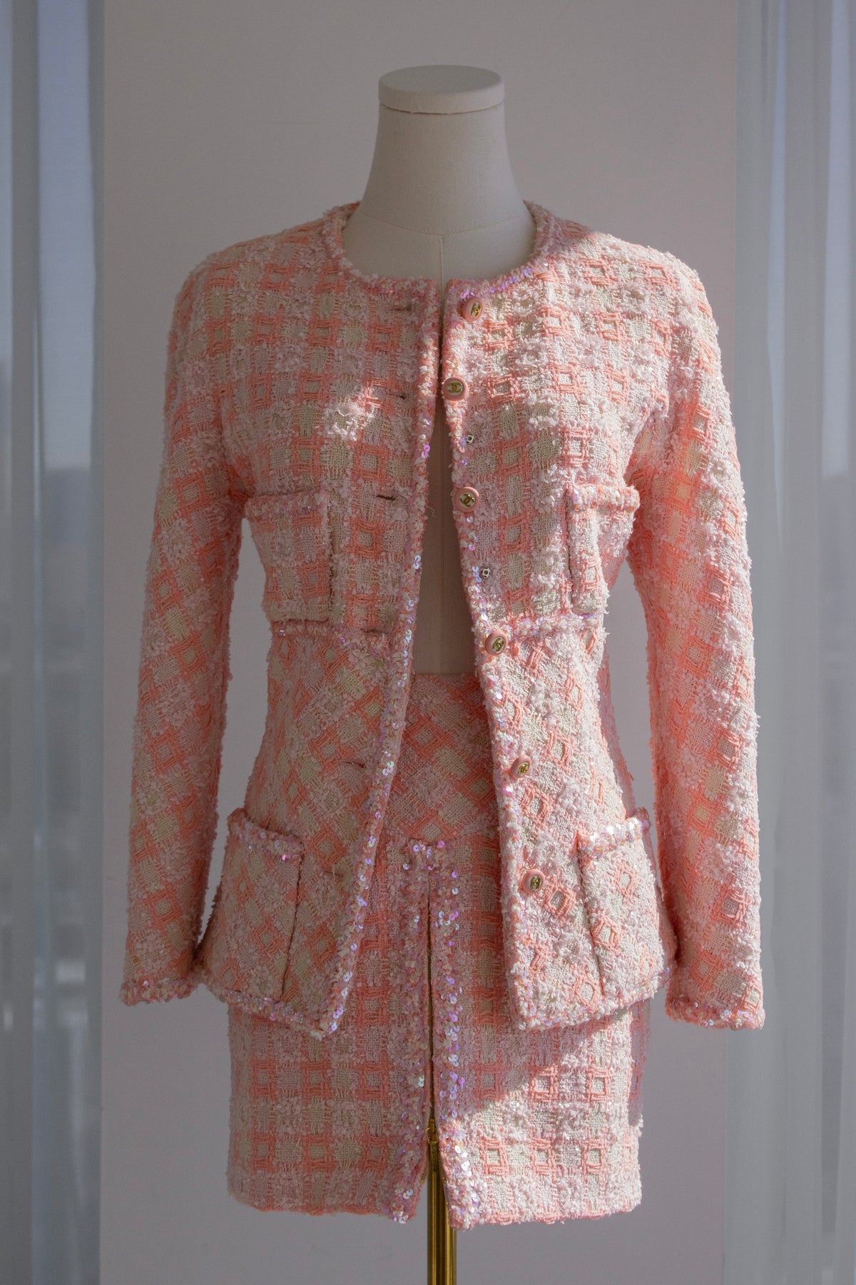Chanel Vintage S/S 1995 Pink Sequin Tweed Barbie 95P Suit