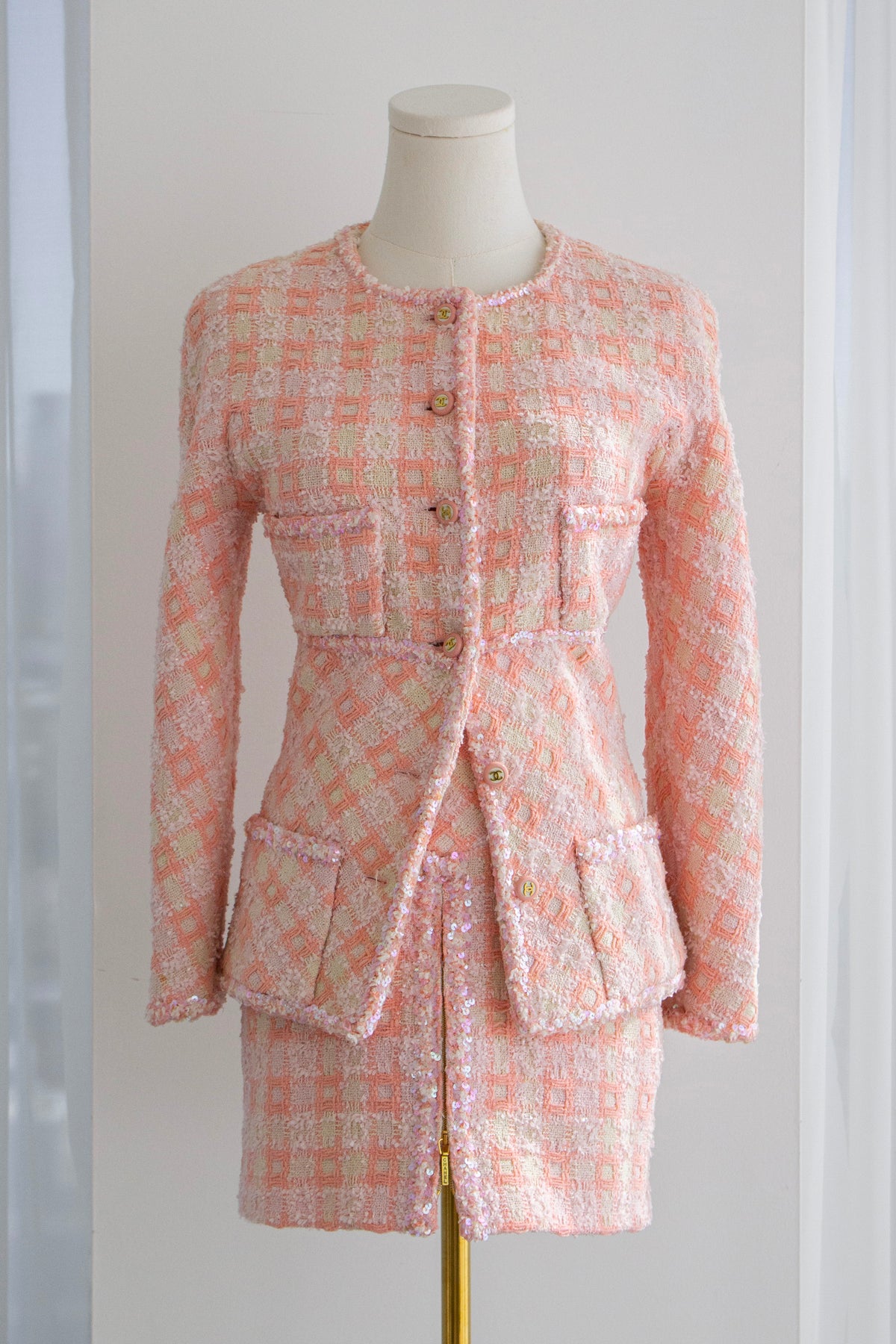 Chanel Vintage S/S 1995 Pink Sequin Tweed Barbie 95P Suit