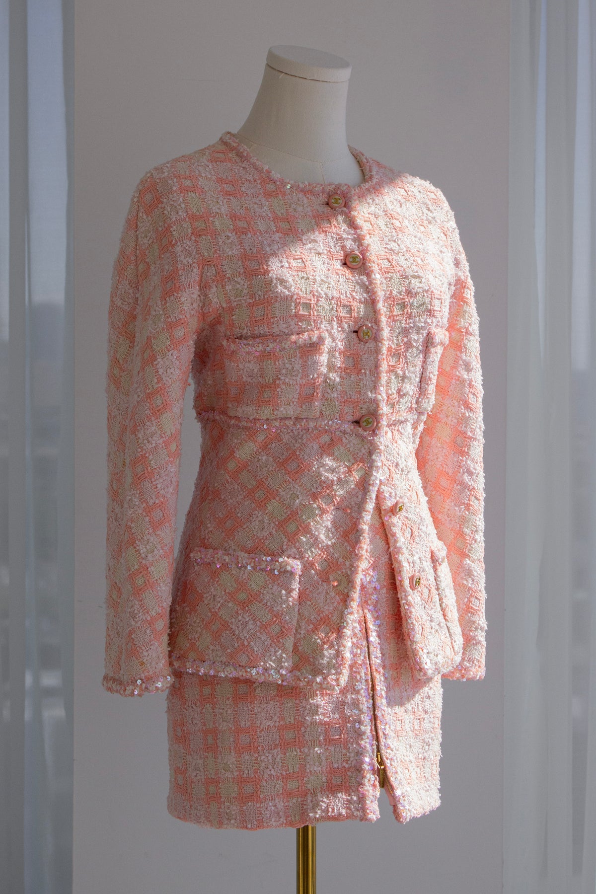Chanel Vintage S/S 1995 Pink Sequin Tweed Barbie 95P Suit