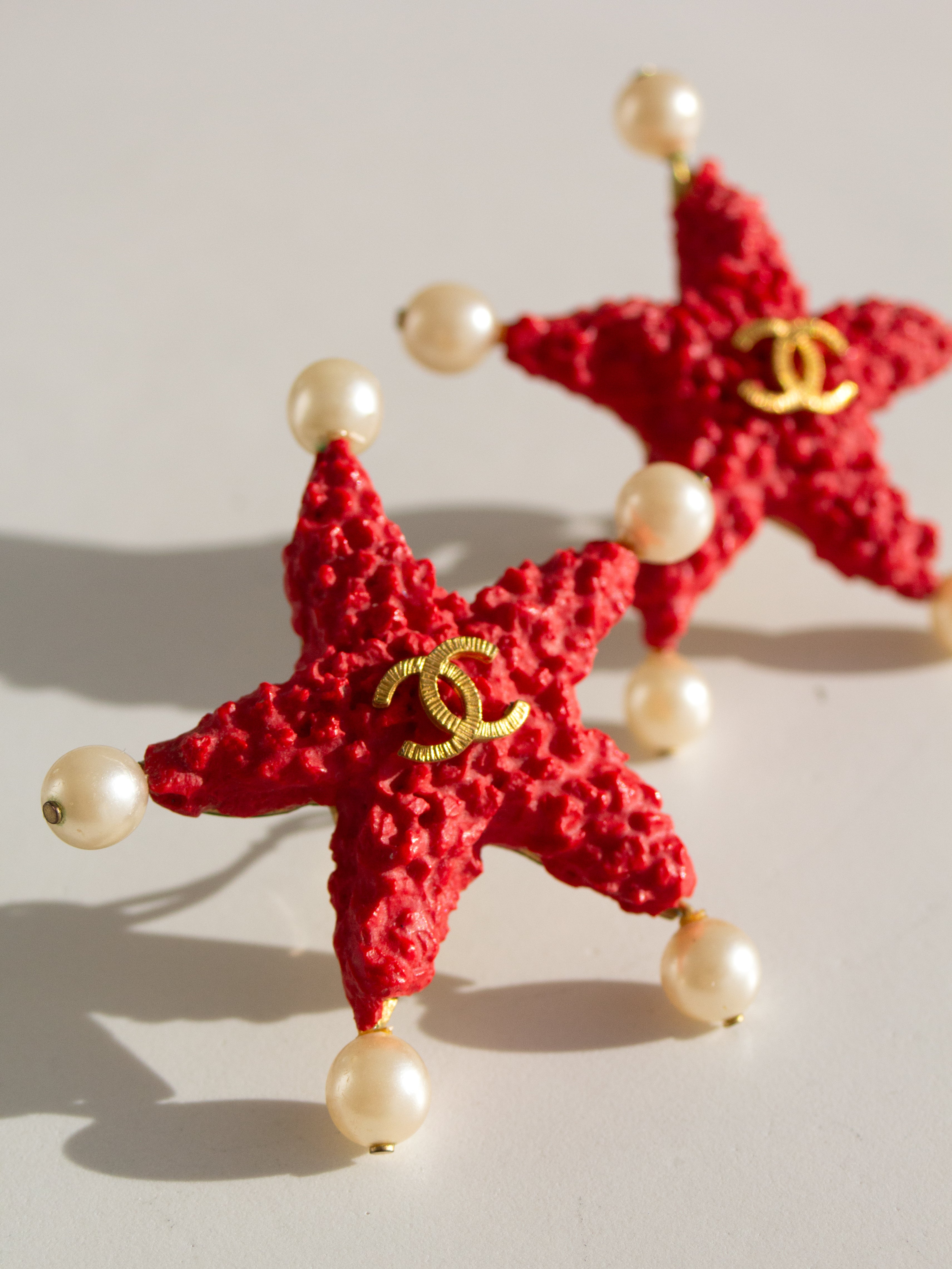 Chanel Vintage Cruise 1993 Starfish Lava Red Pearl 93C Earrings