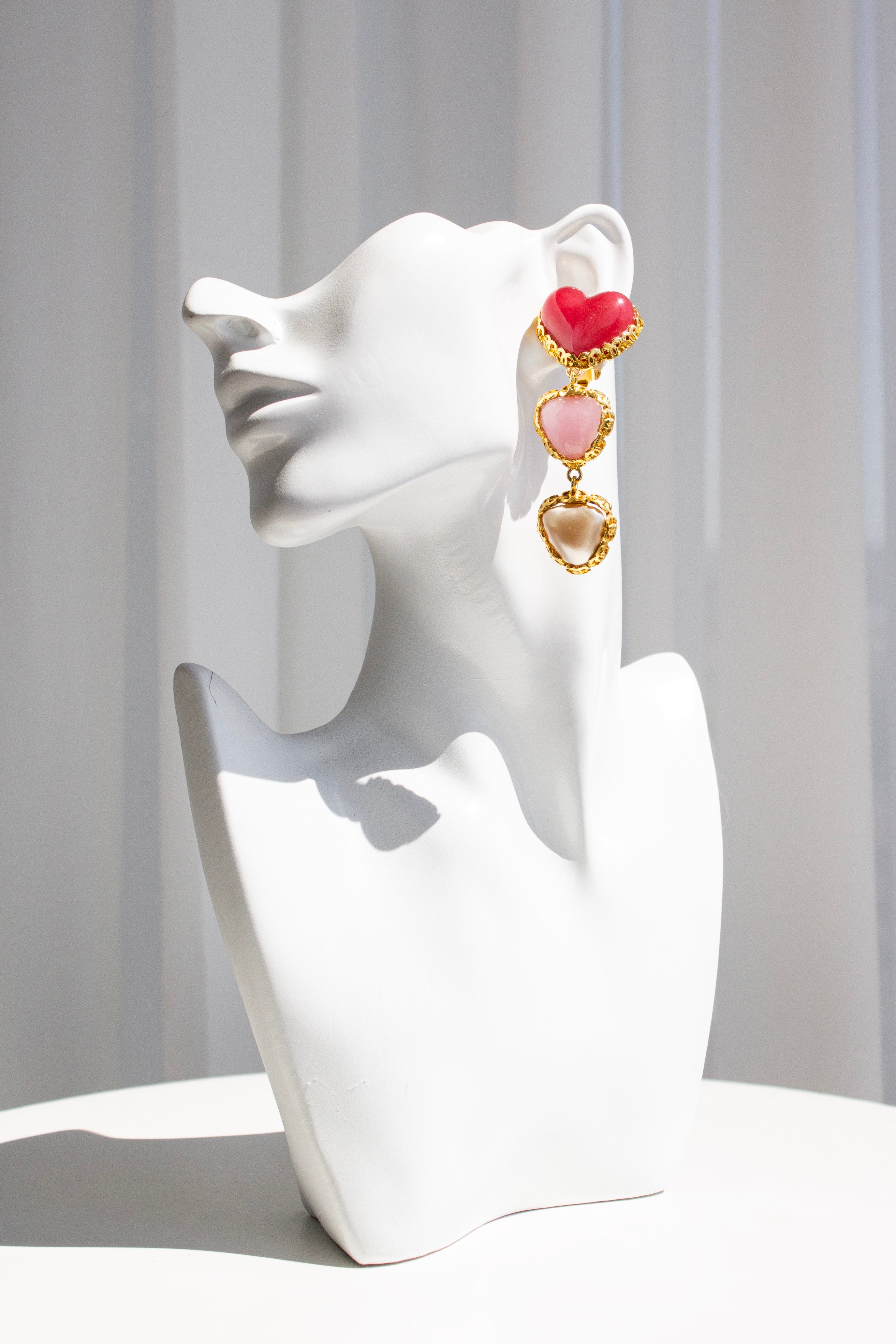 Chanel Vintage S/S 1992 Gripoix Heart Pearl 24K Gold-Plated Earrings