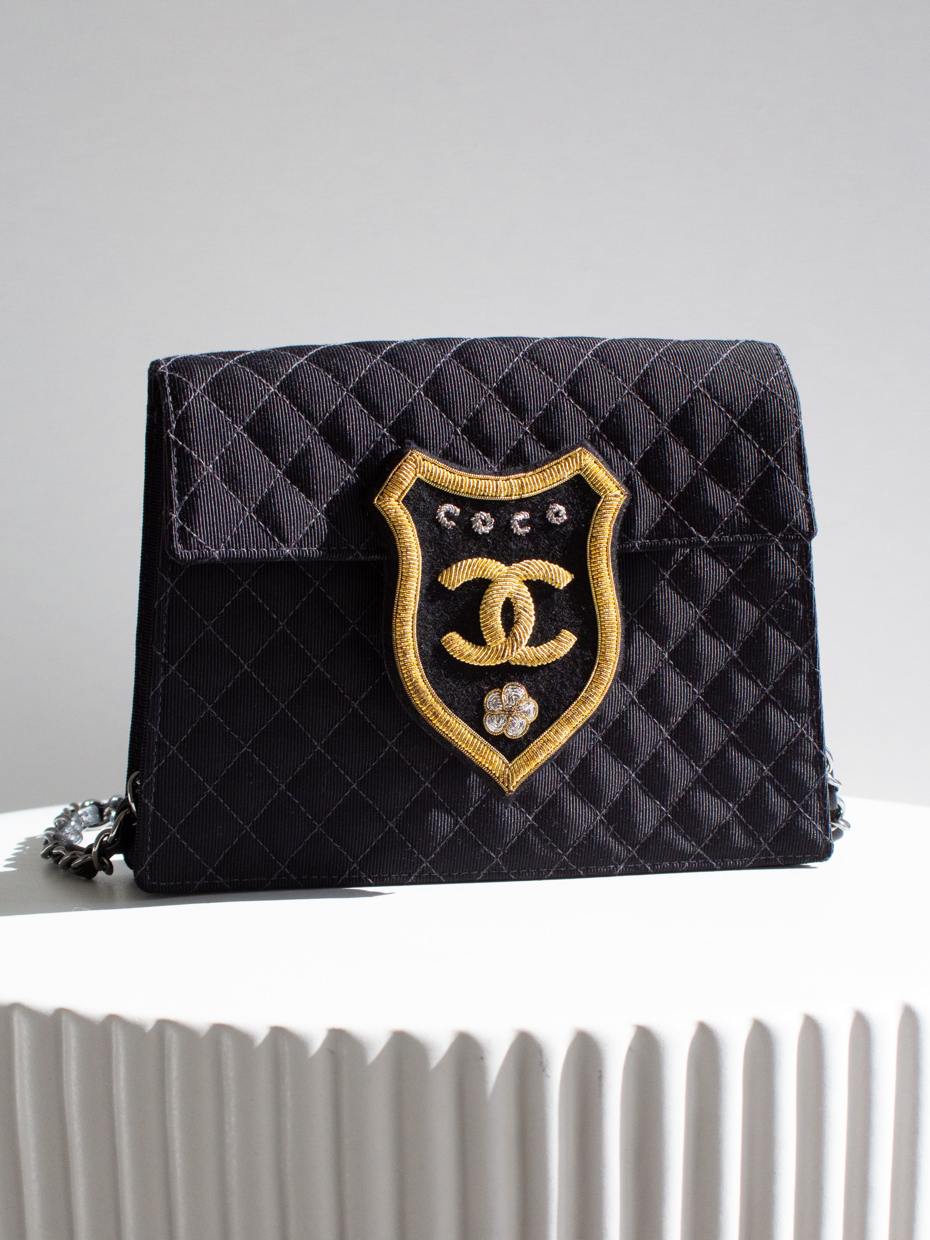 Chanel Cruise 2005 Trapeze Quilted Black Coco CC Camellia Crest 05C Mini Bag