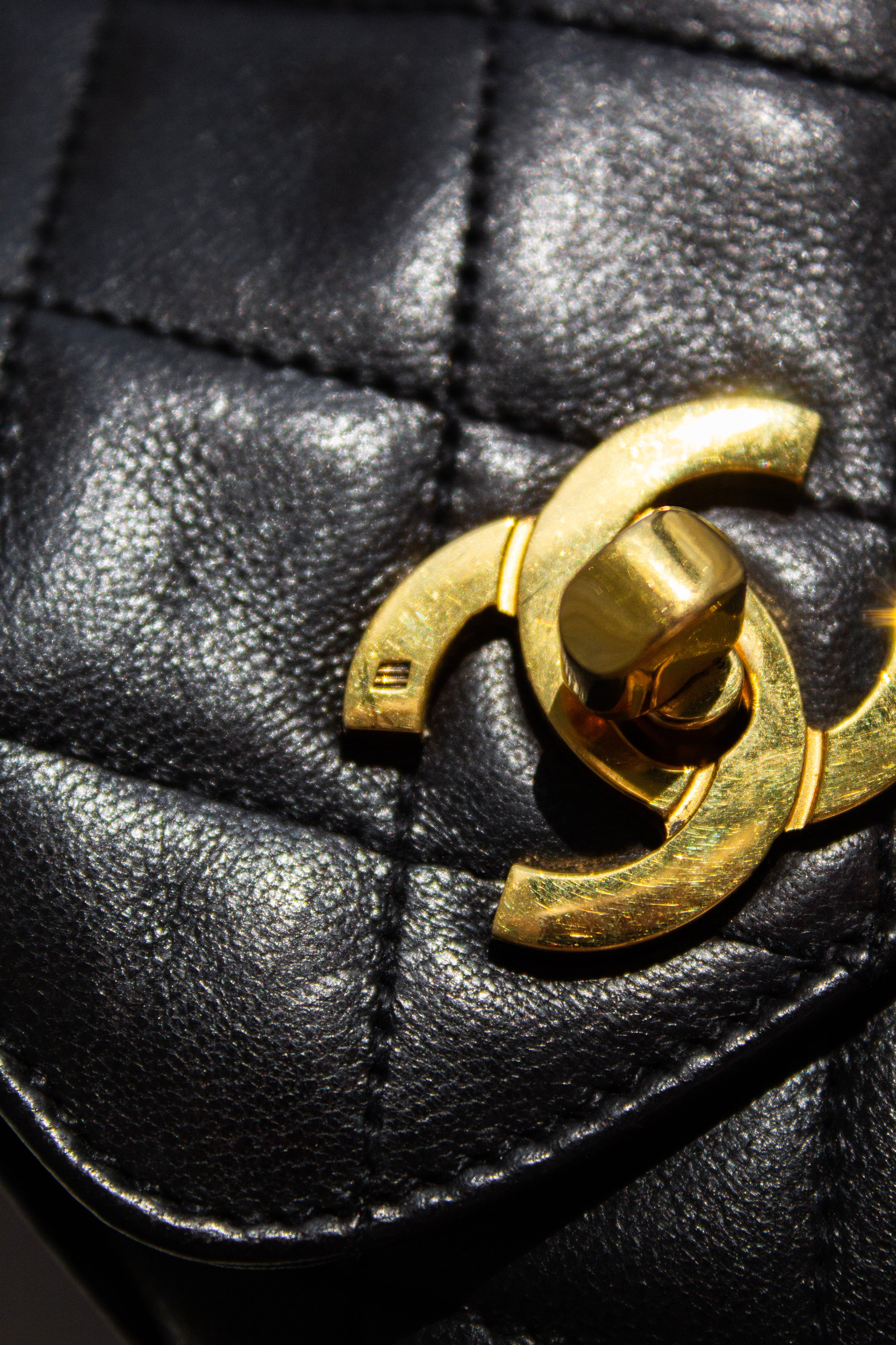 Chanel Vintage 1996 Black Lambskin Leather 24K Gold CC Turnlock 90s Phone Holder