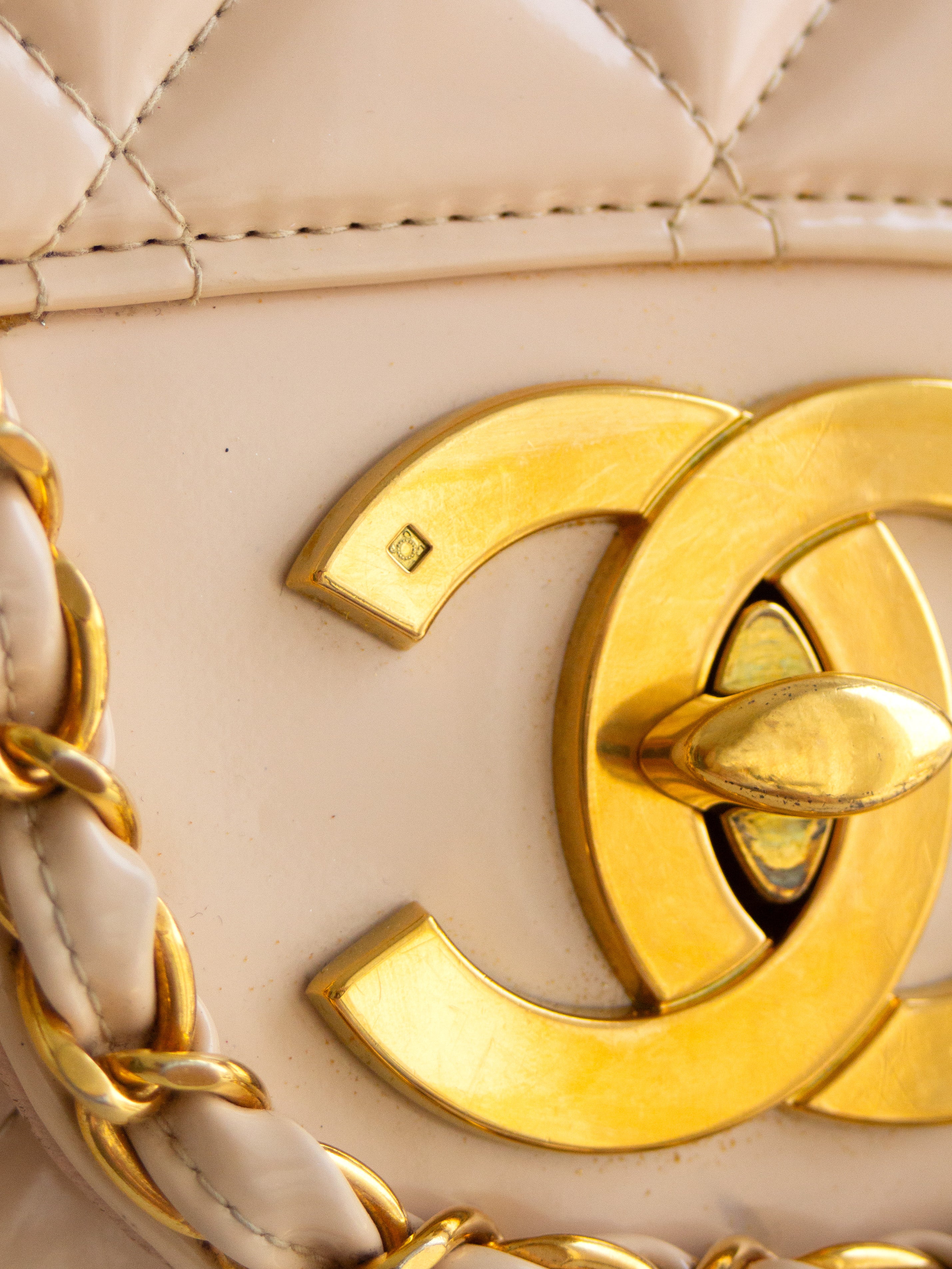 Chanel 1995 Barbie Beige 24K Gold Chain Around Patent Lambskin Jumbo XL 95P Bag
