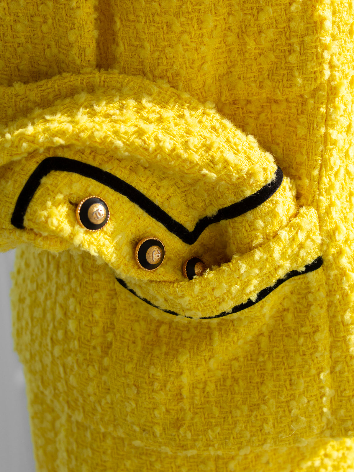 Chanel Vintage F/W 1993 Yellow Black Velvet CC 93A Tweed Jacket Skirt Suit