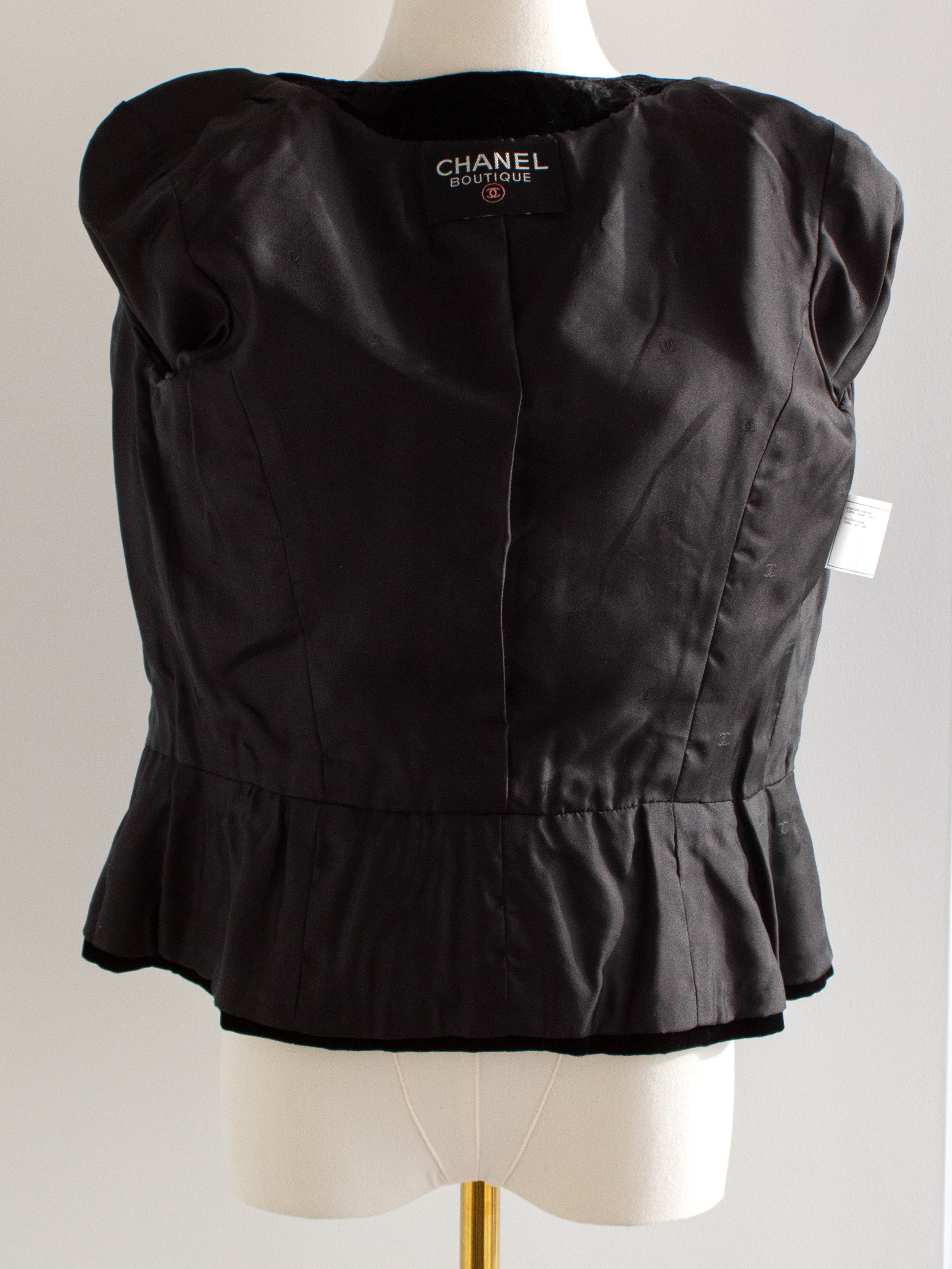 Chanel Vintage F/W1996 Runway Black Velvet LBJ Gold Gripoix Jeweled 96A Jacket