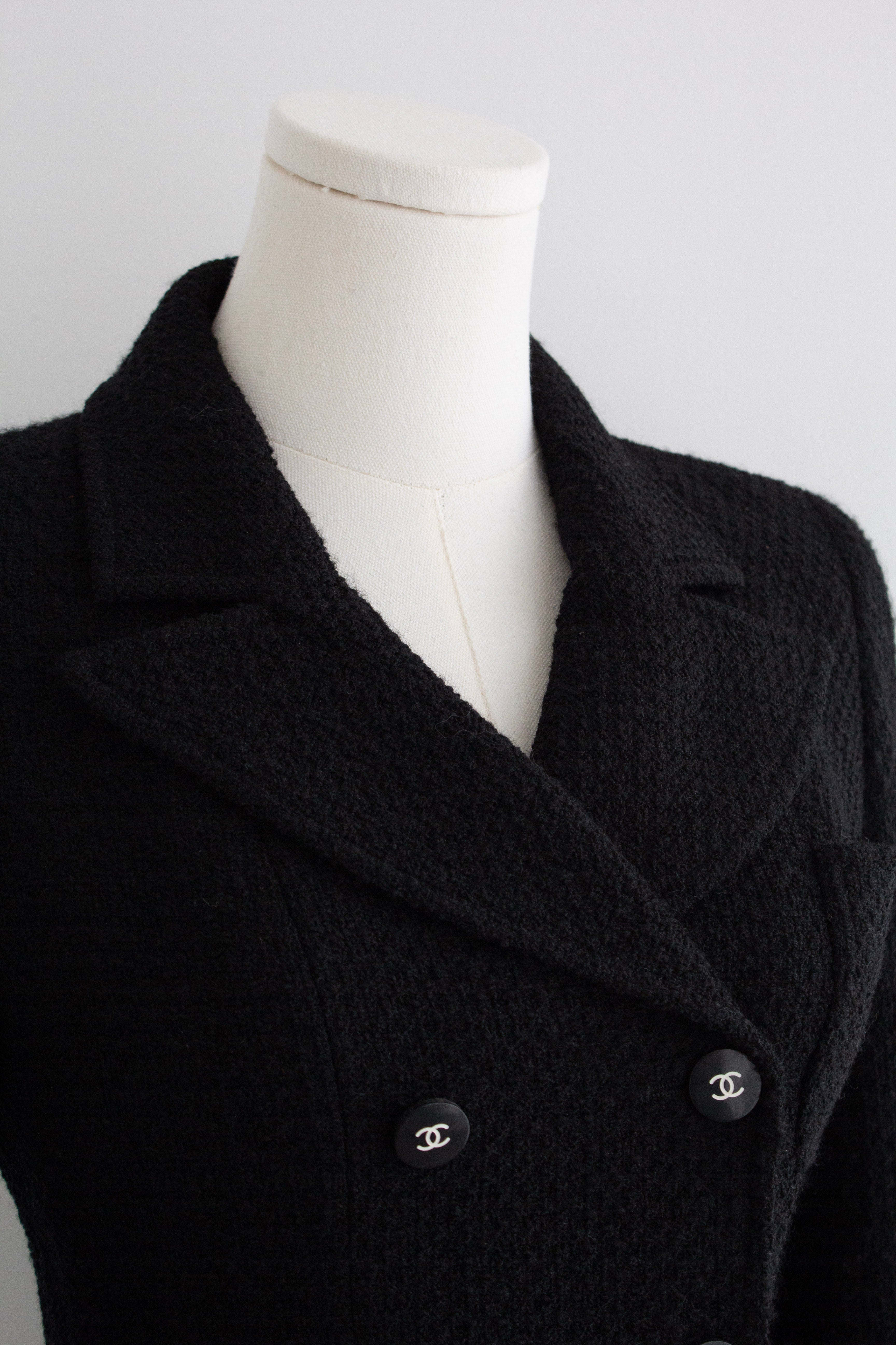 Chanel Vintage F/W 1995 Black White Logo Tweed 95A Jacket