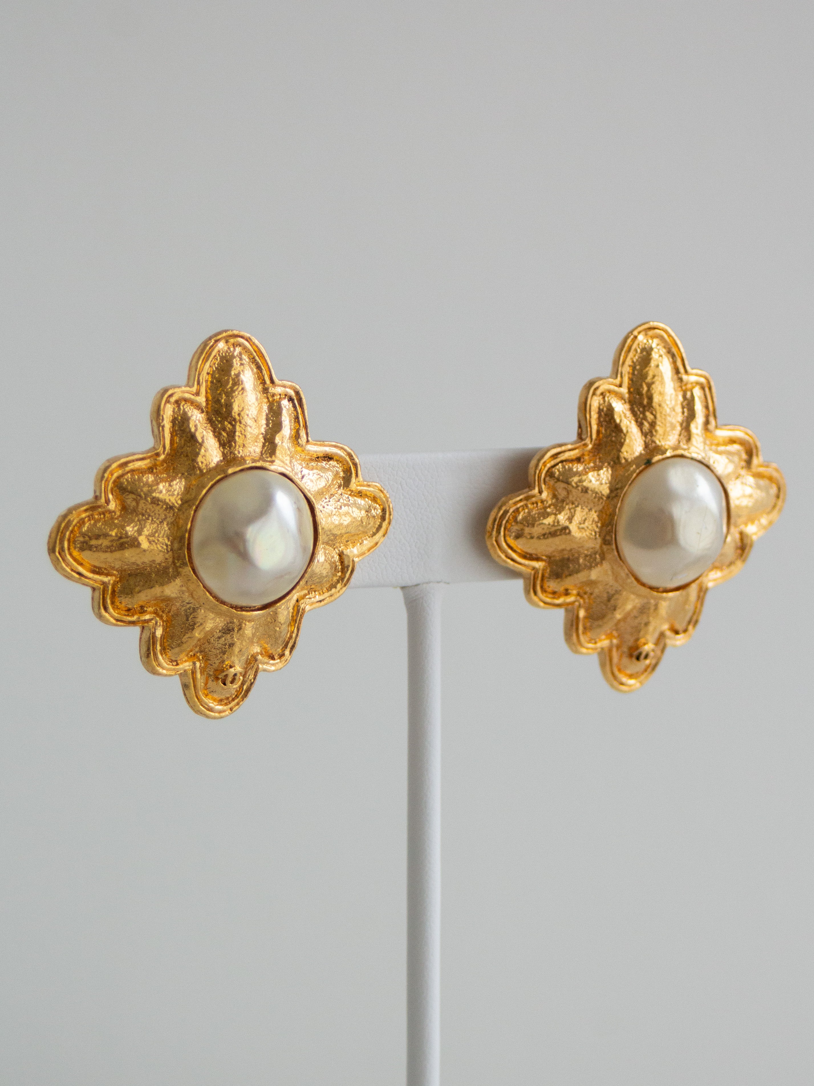 Chanel Vintage Fall 1991 Collection 26 Gold-Plated Faux Pearl Clip-On Earrings
