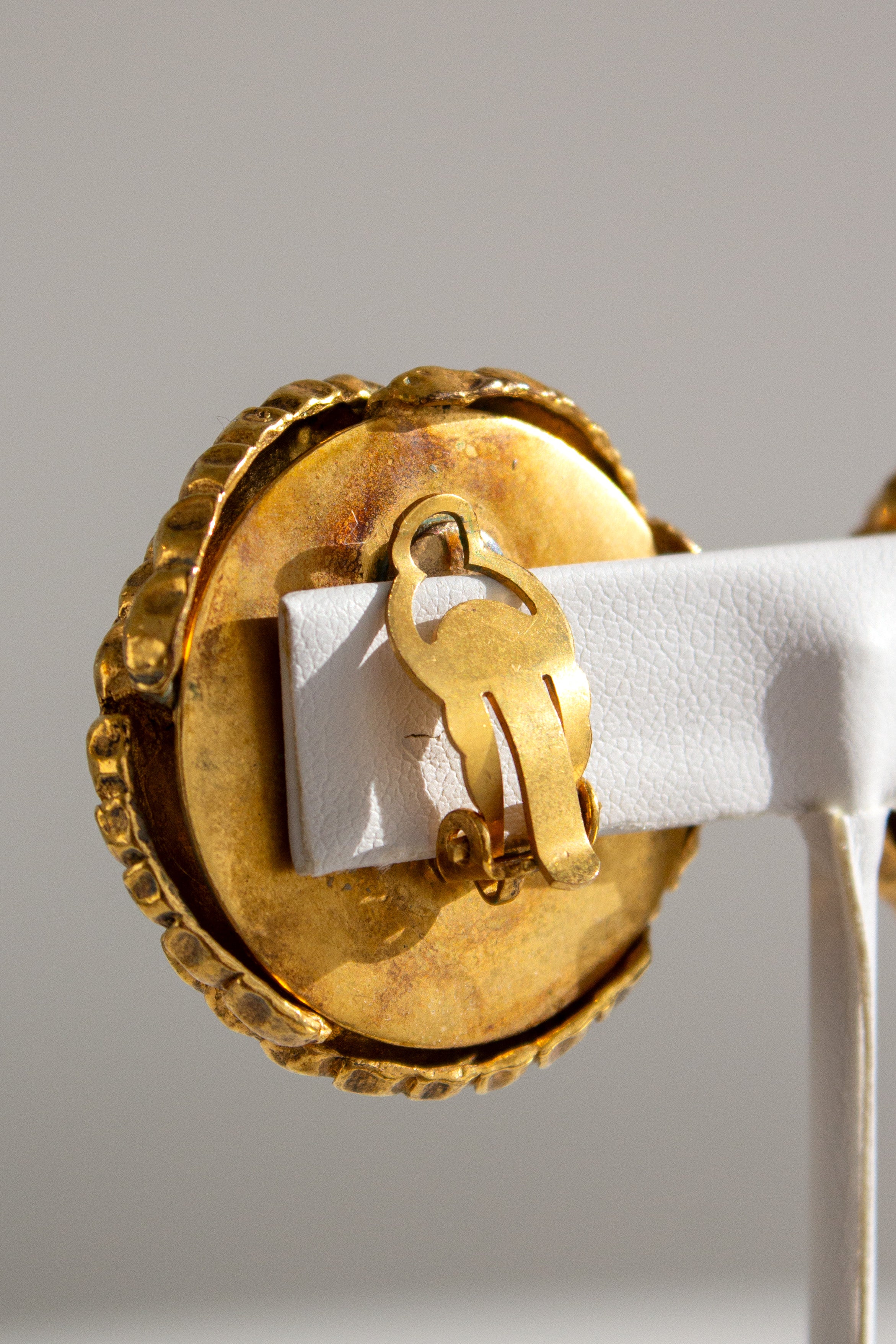 Chanel Vintage F/W 1992 Gold-Plated Wheat Faux Pearl Clip Earrings