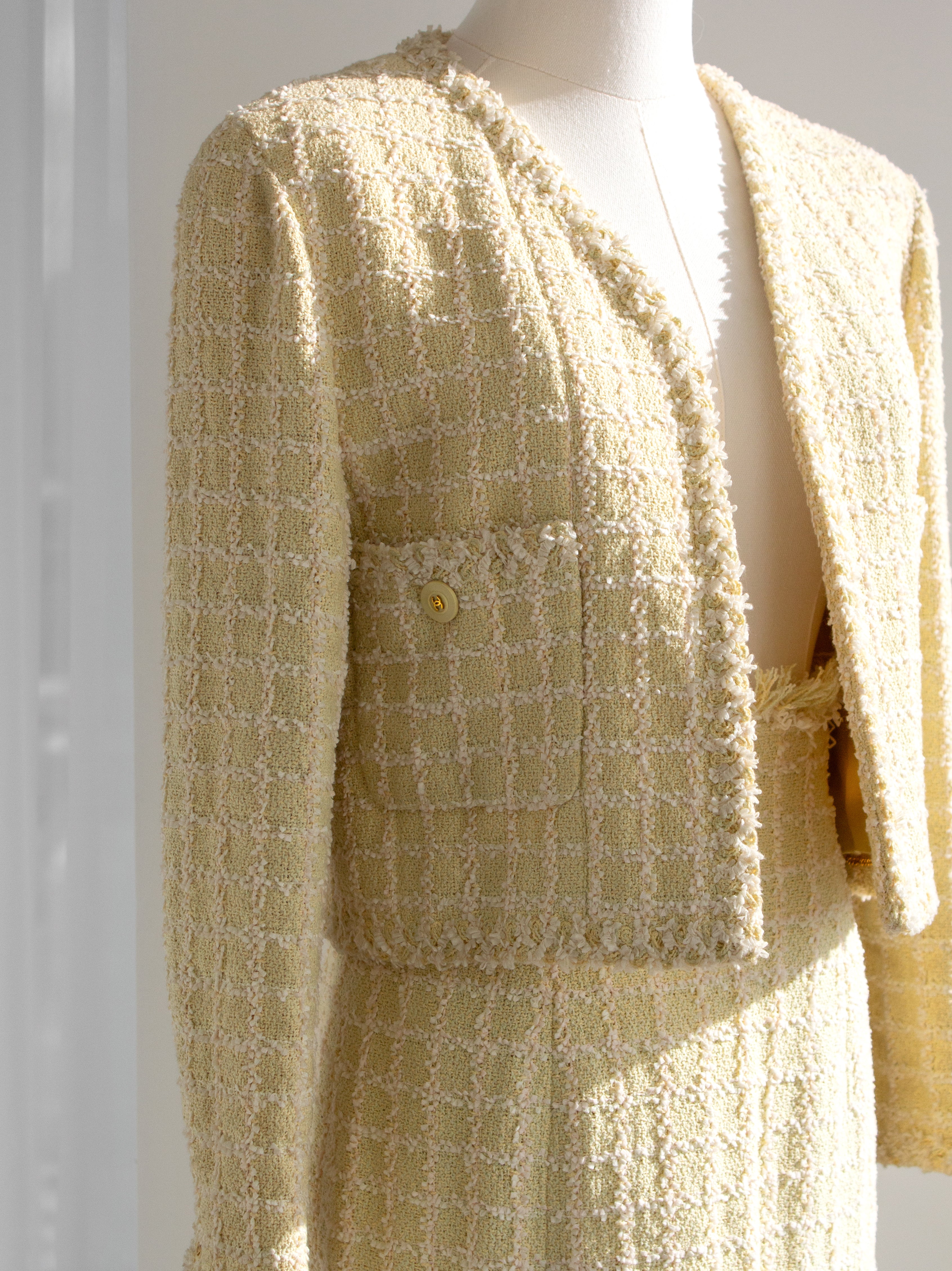 Chanel Vintage S/S 1994 Yellow Green Fantasy Tweed 94P Jacket Skirt Suit