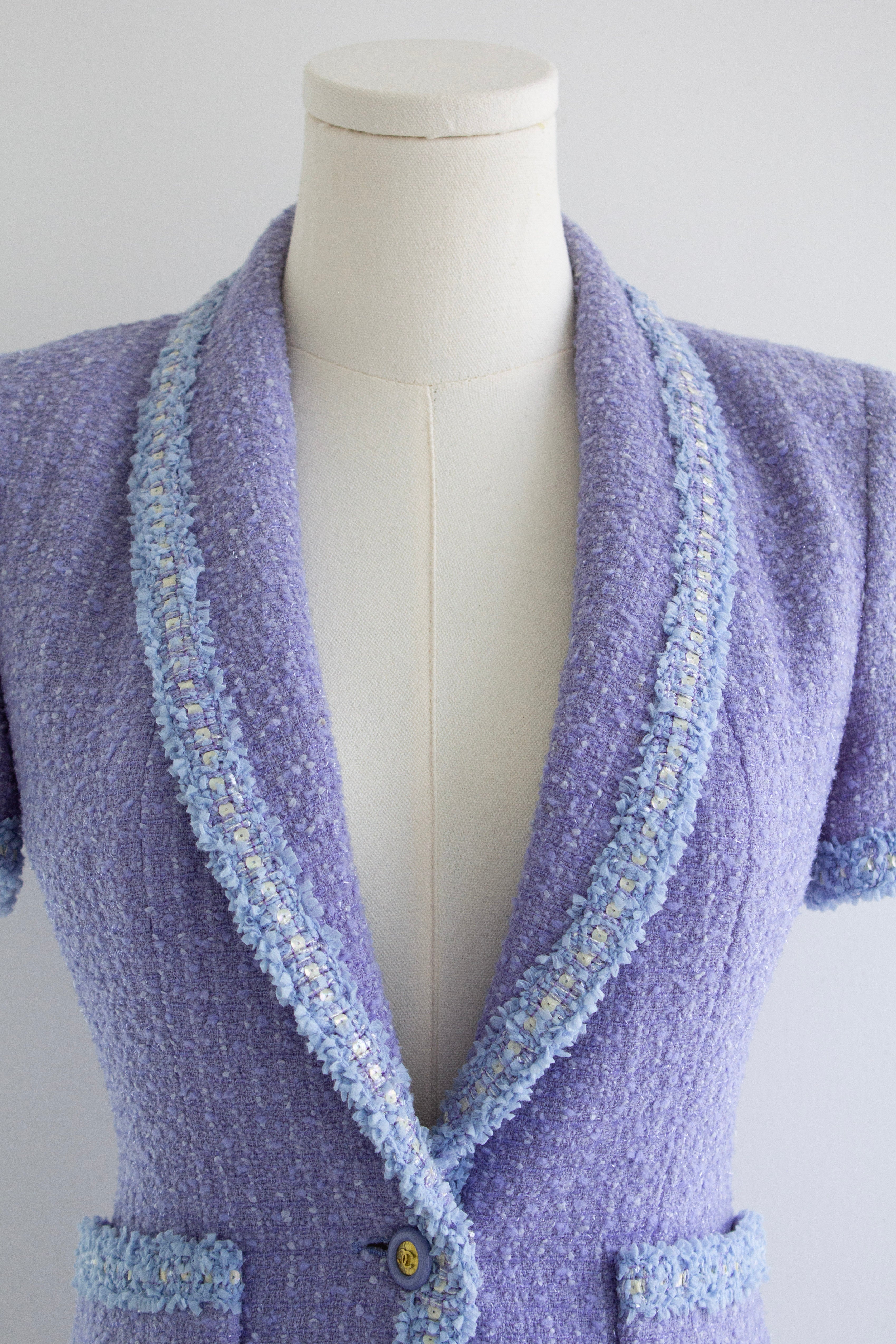 Chanel Vintage S/S 1995 Barbie CC Periwinkle Lavender Tweed 95P Jacket Skirt Suit