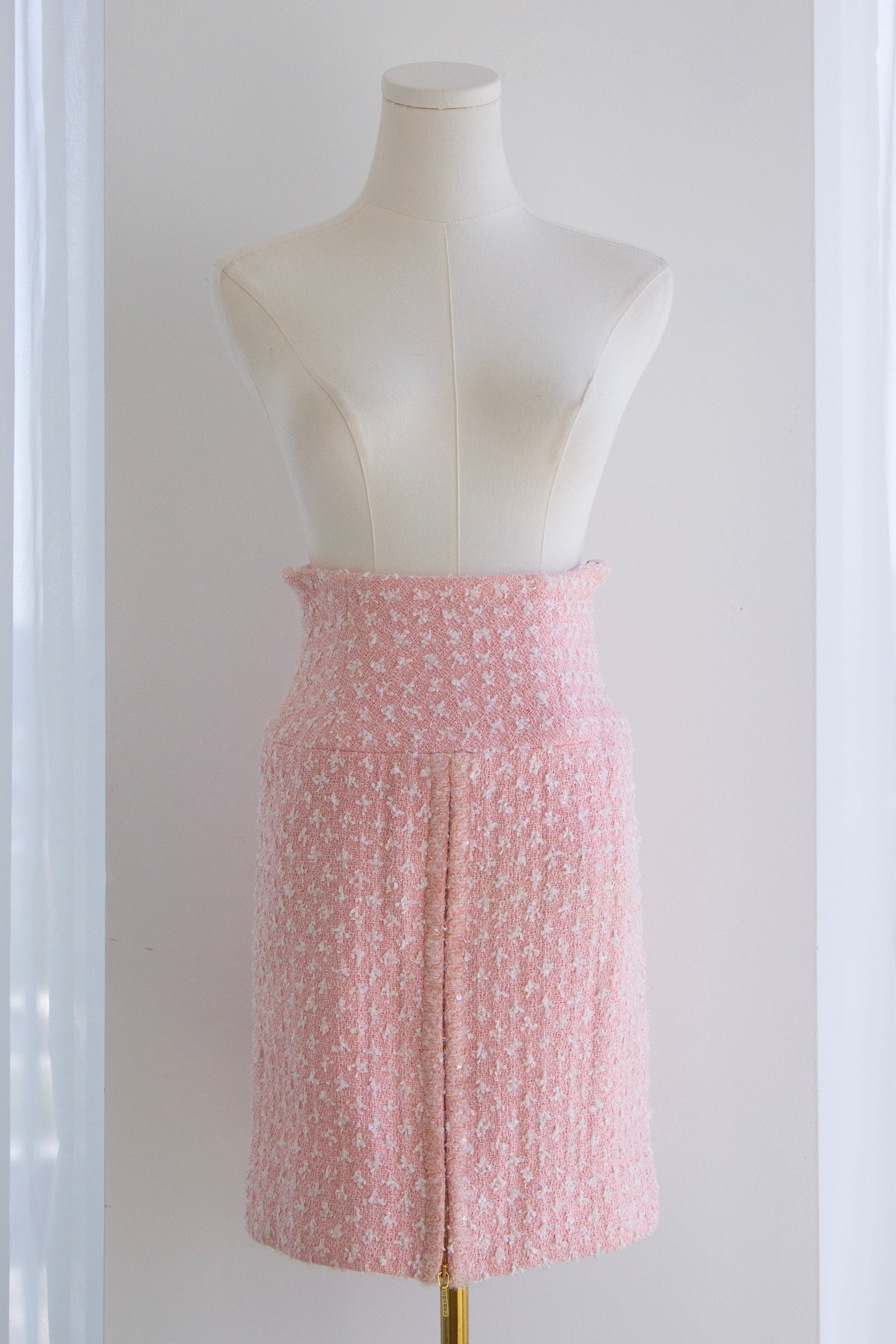 Chanel Vintage Spring/Summer 1995 95P Barbie Pink Tweed Mini Skirt