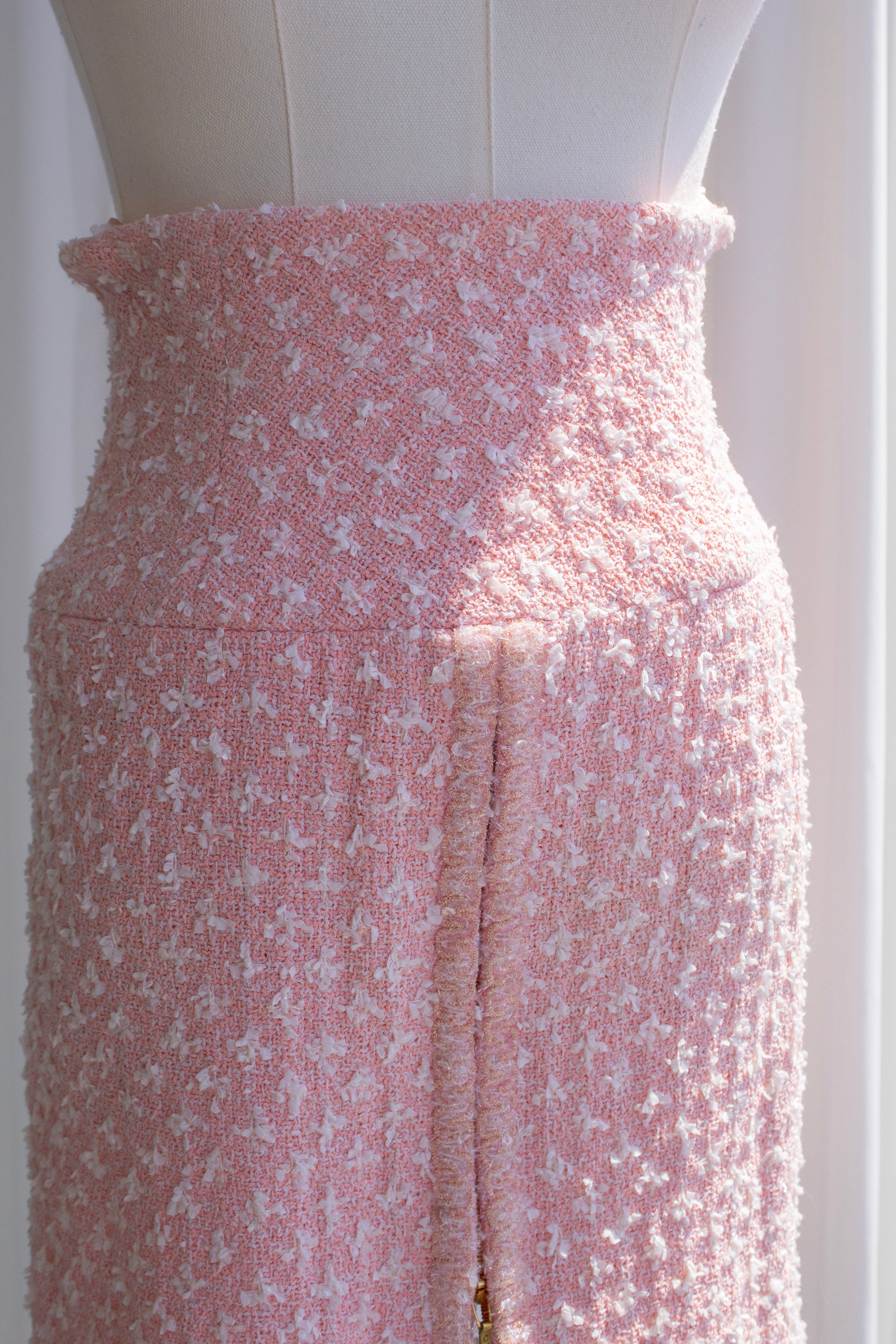 Chanel Vintage Spring/Summer 1995 95P Barbie Pink Tweed Mini Skirt