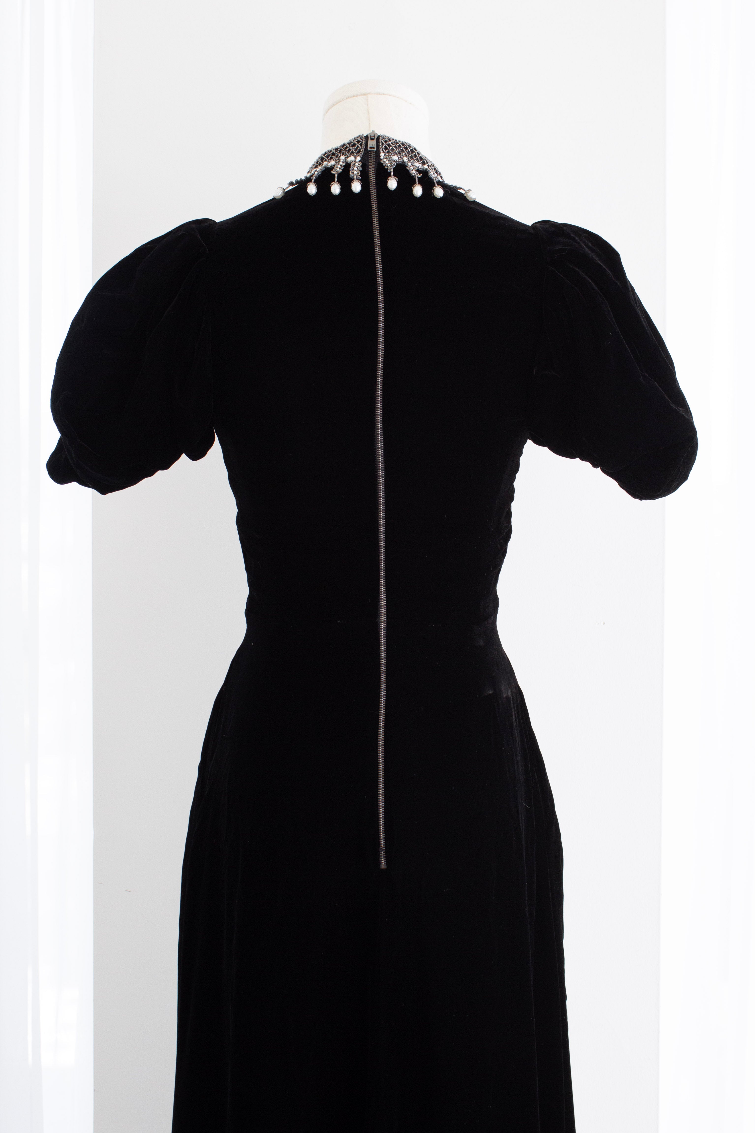 Christian Dior Cruise 2025 Scotland Embellished-Collar Velvet Gown