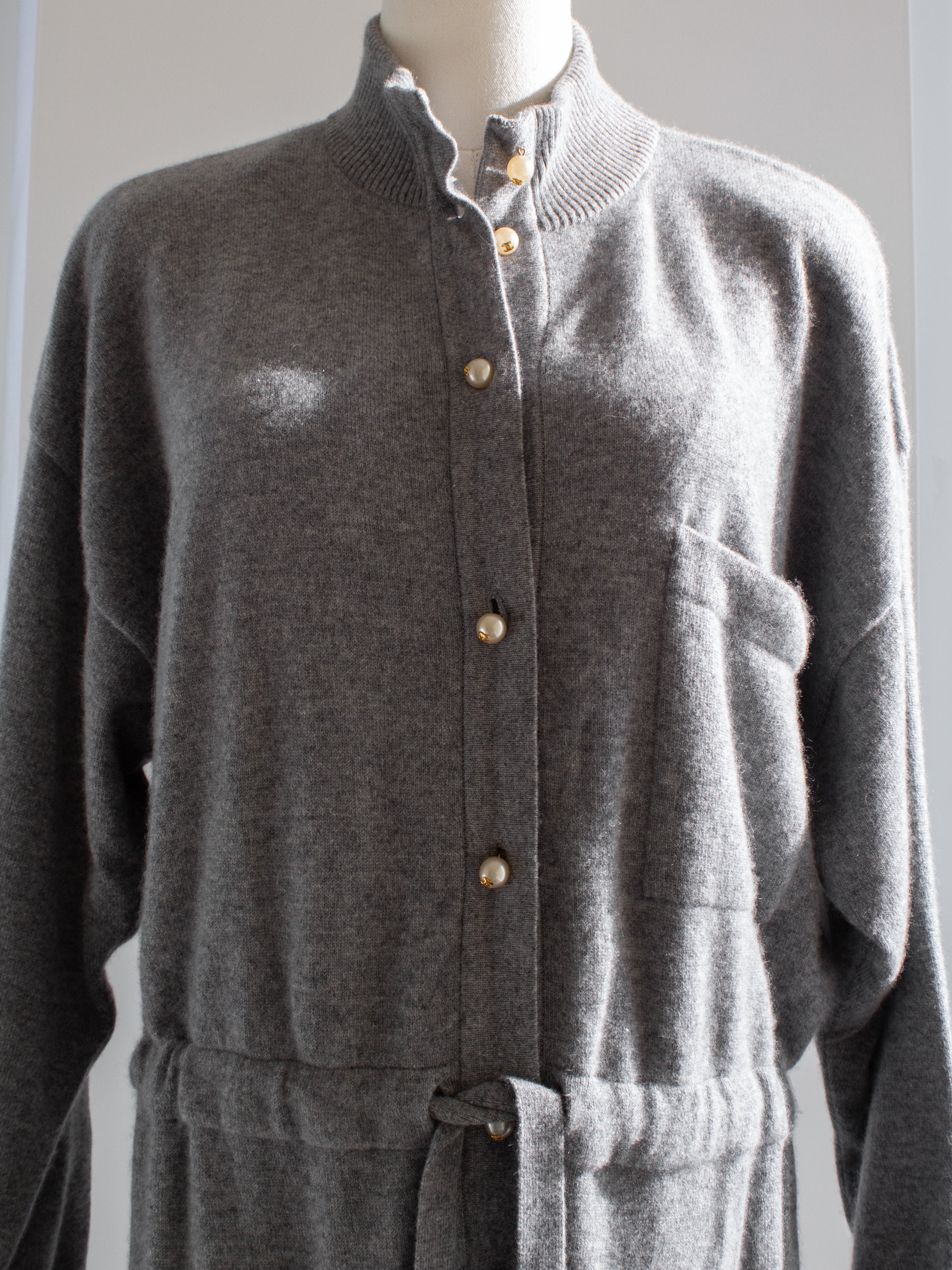 Rare Chanel F/W 1991 Grey White Pearl CC Cashmere Linda 91A Jumpsuit