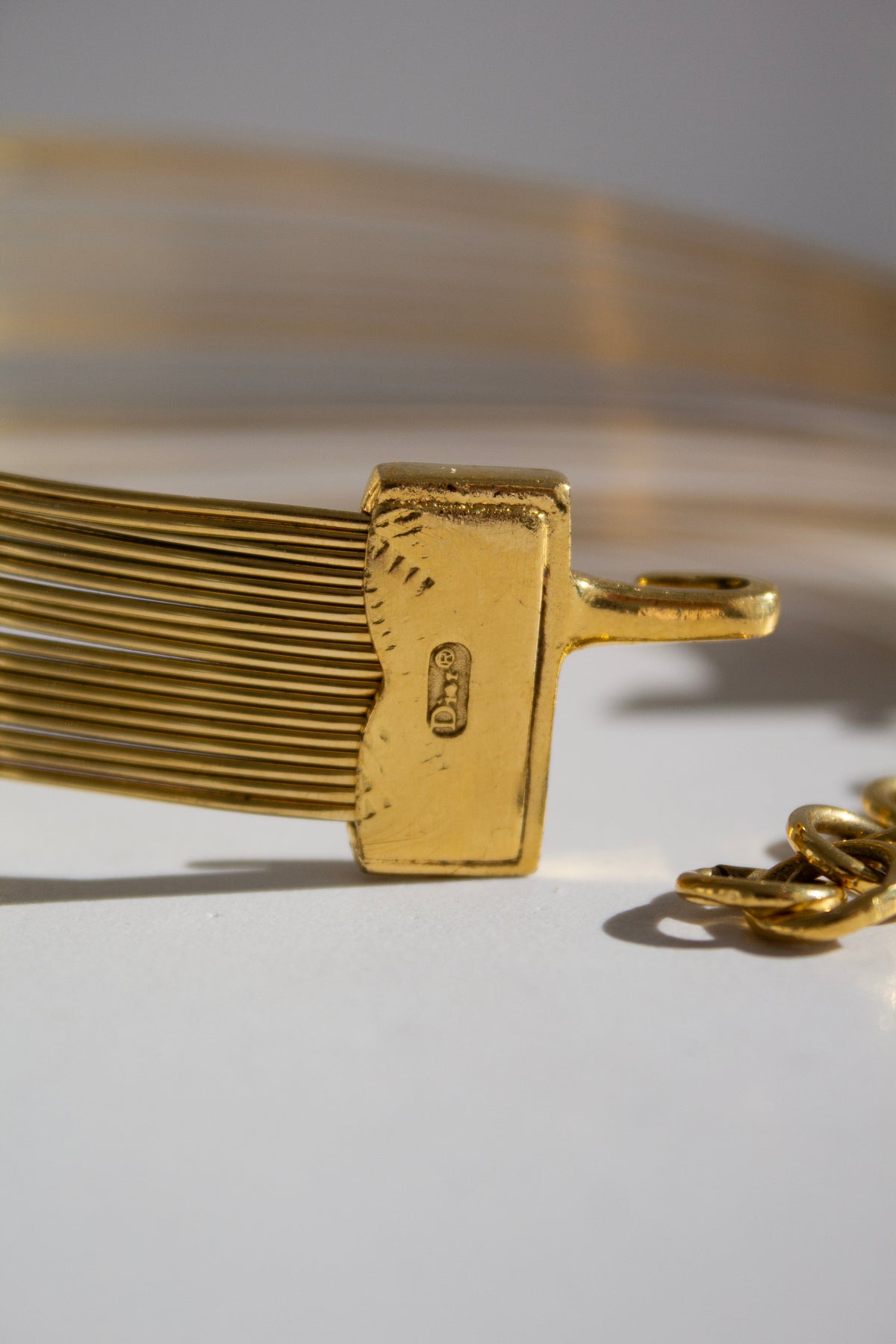 Christian Dior 1999 J’Adore Gold Metal Wire Choker Necklace
