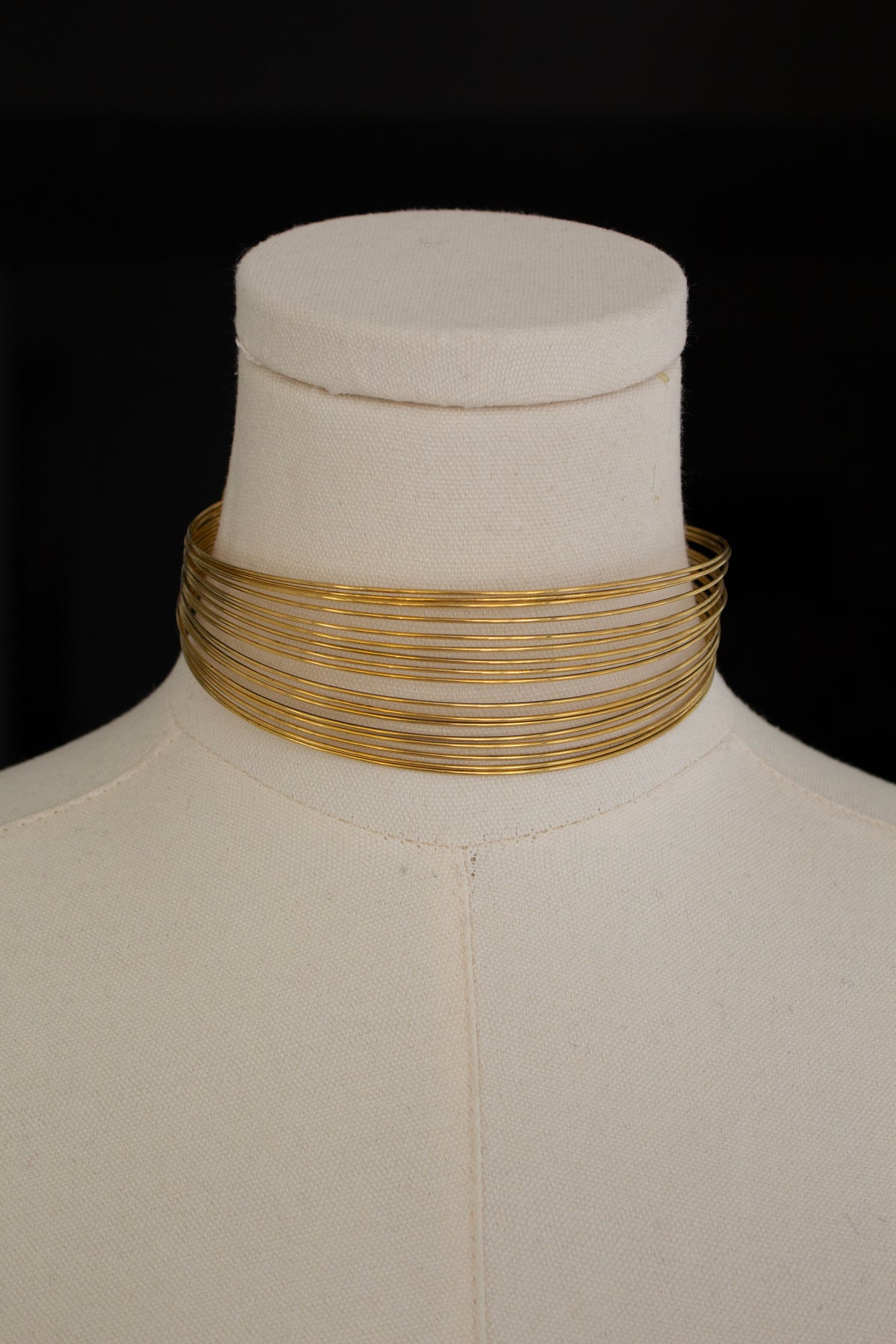 Christian Dior 1999 J’Adore Gold Metal Wire Choker Necklace