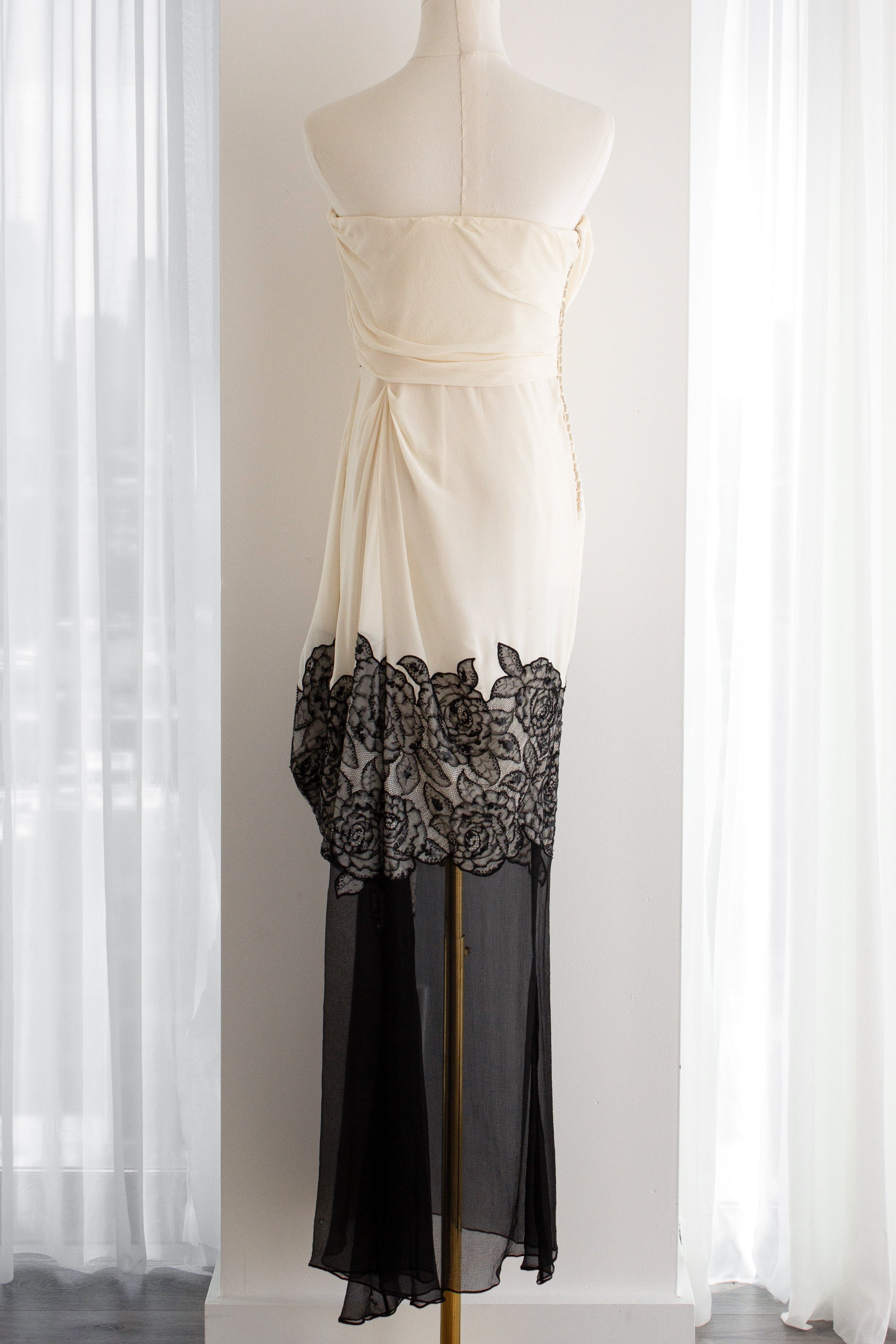 Christian Dior S/S 2012 White Black Rose Embroidered Ruched Evening Dress Gown
