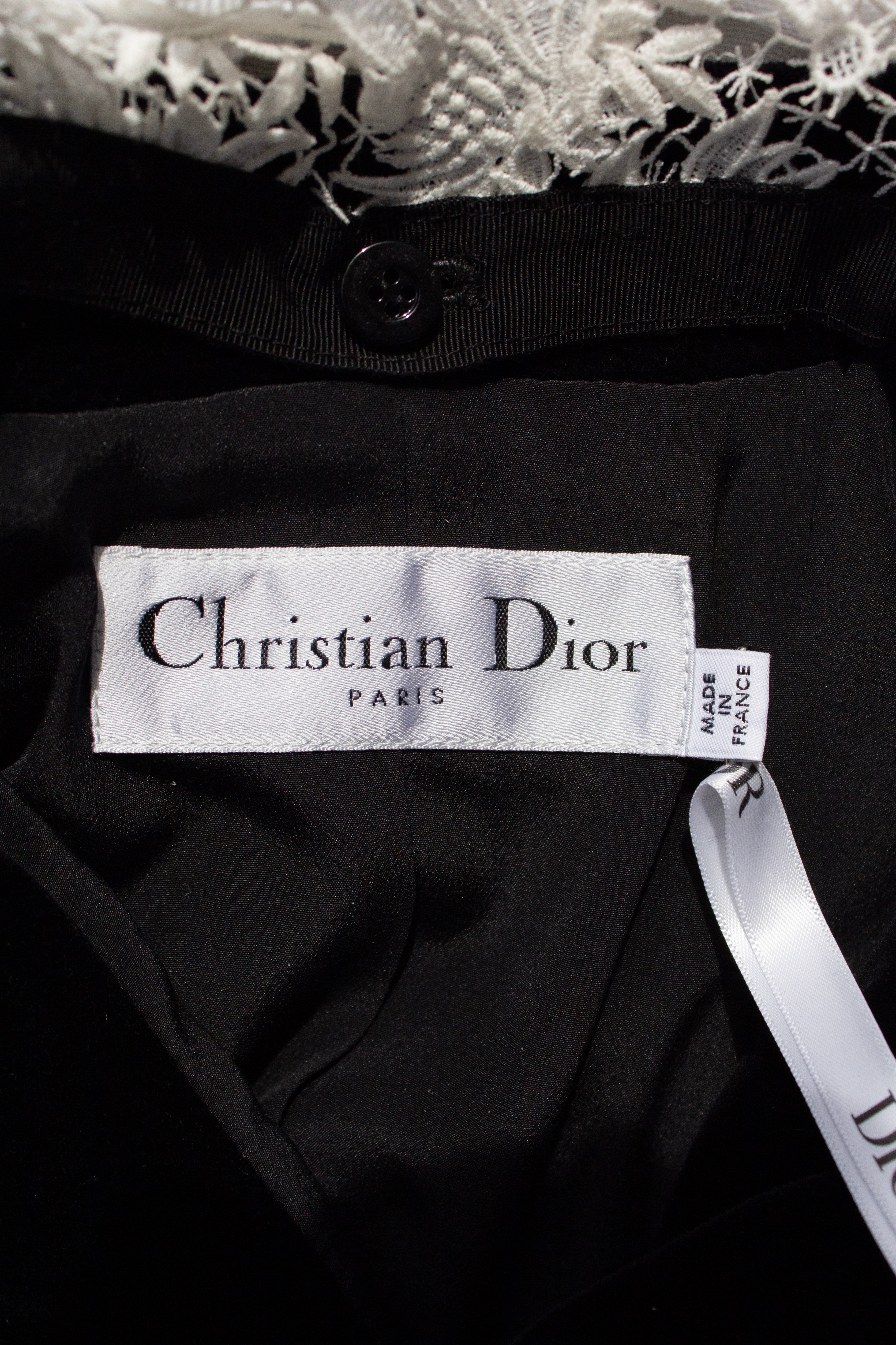 Christian Dior Cruise 2025 Scotland White Lace Thistle Collar Velvet Jacket