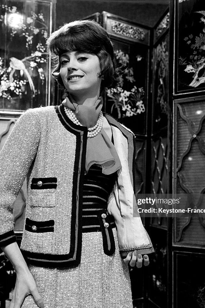 Chanel Haute Couture 1961 Coco Beige Red Blue Tweed Jacket Skirt Suit