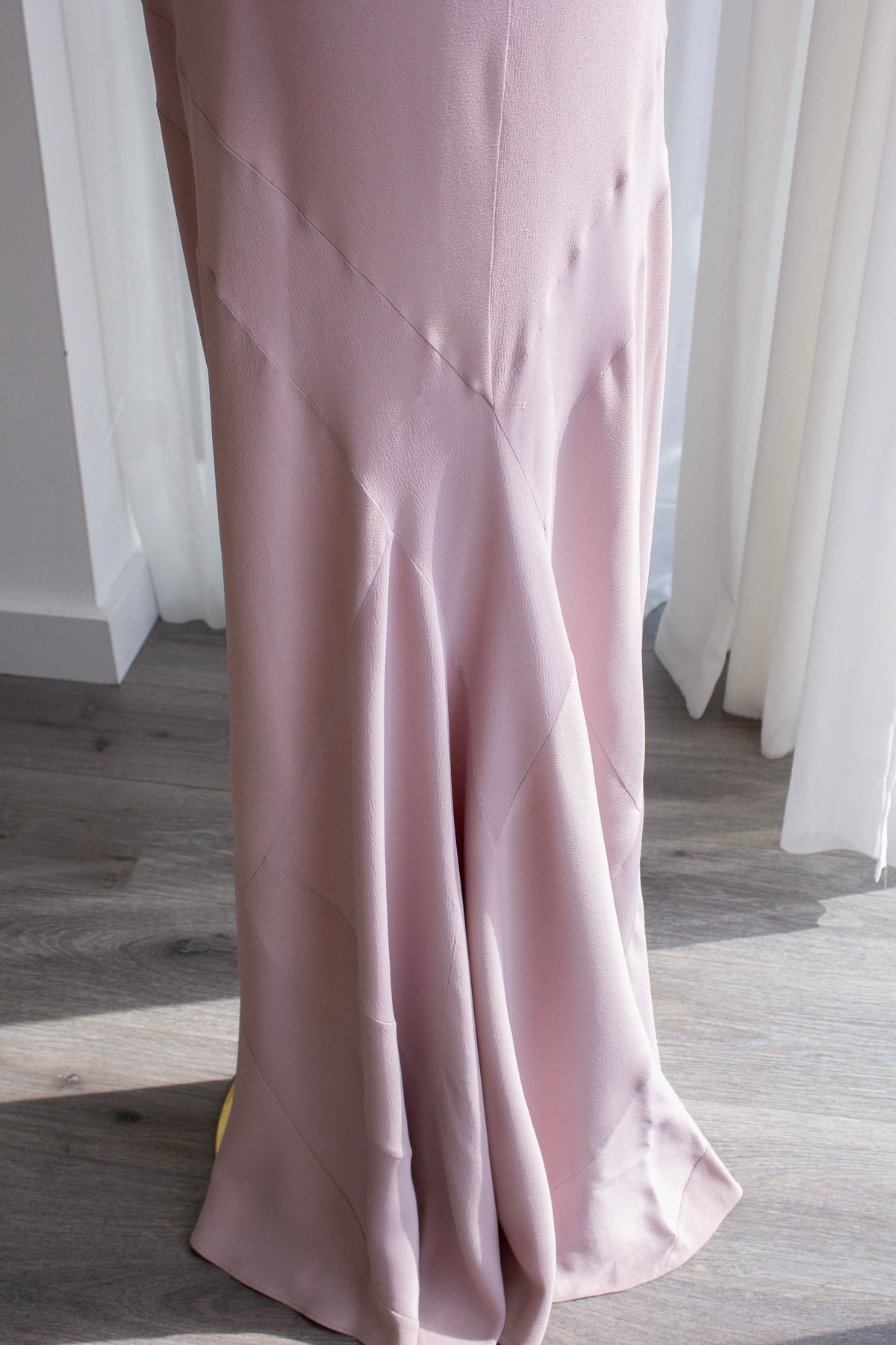 John Galliano Spring/Summer 1995 “Misia Diva” Pale Pink Bias-Cut Silk Gown