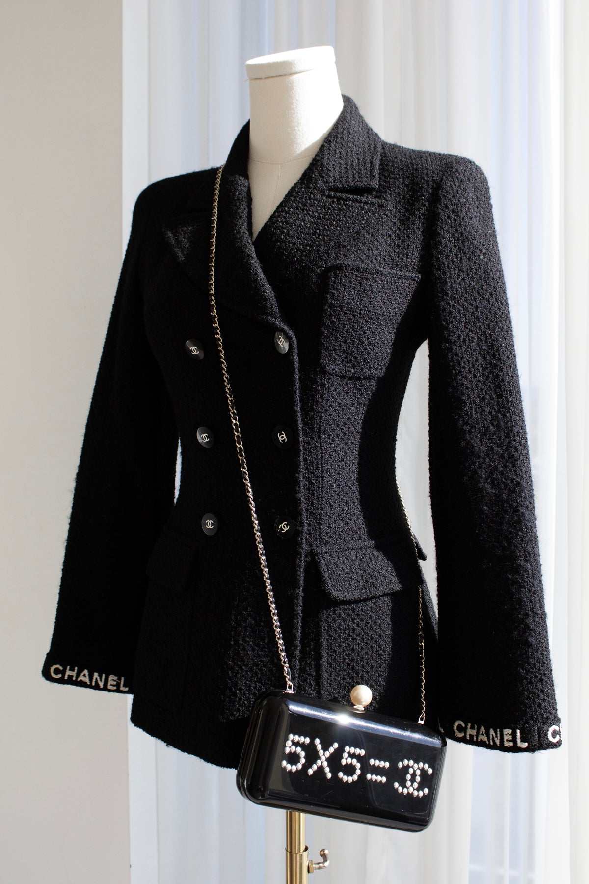 Chanel S/S 2015 Votez Coco Black Plexiglass Pearl Minaudière Clutch Bag