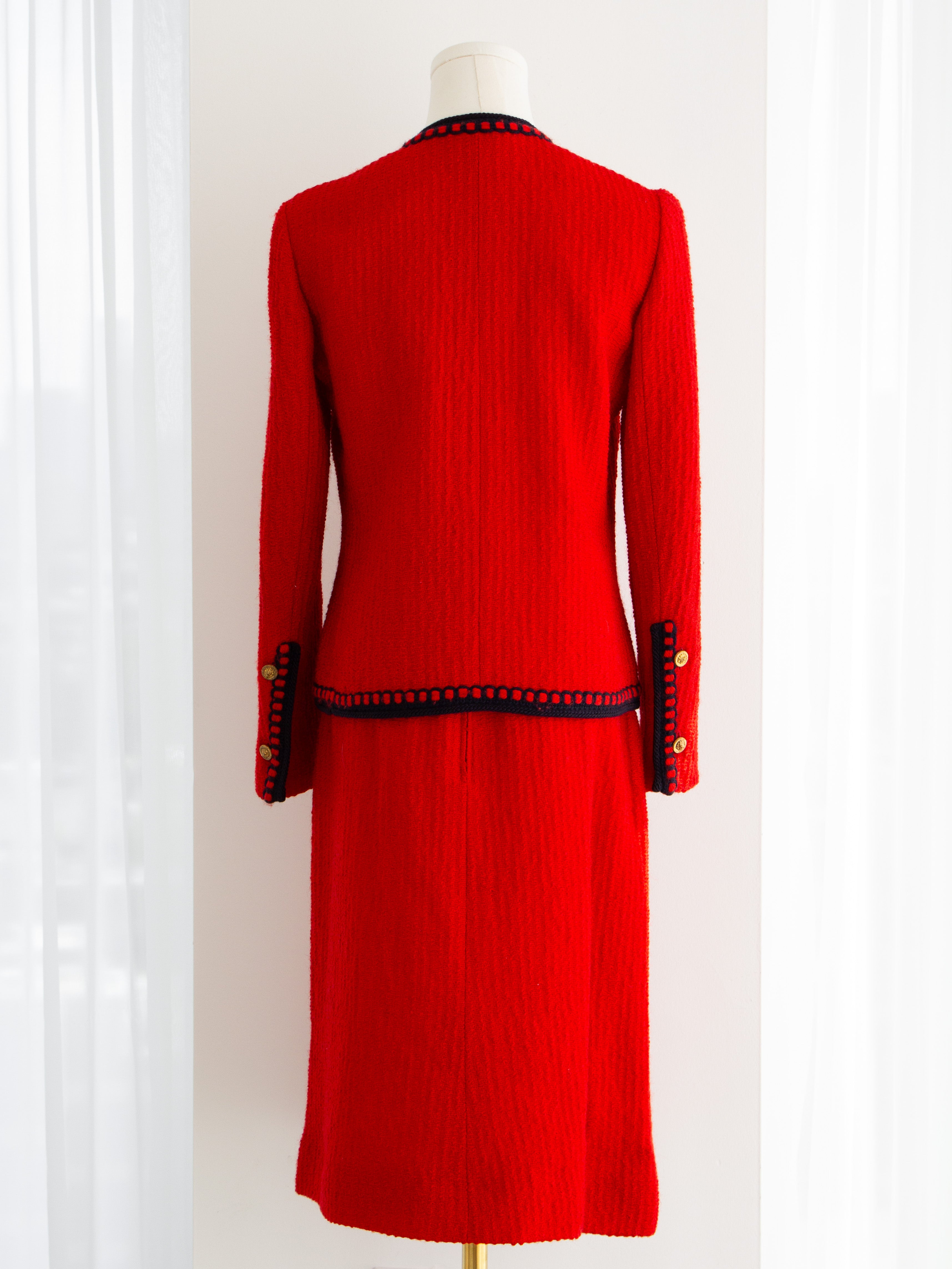 Chanel Vintage 1981 Parisian Red Gold Lion Tweed Jacket Skirt Suit