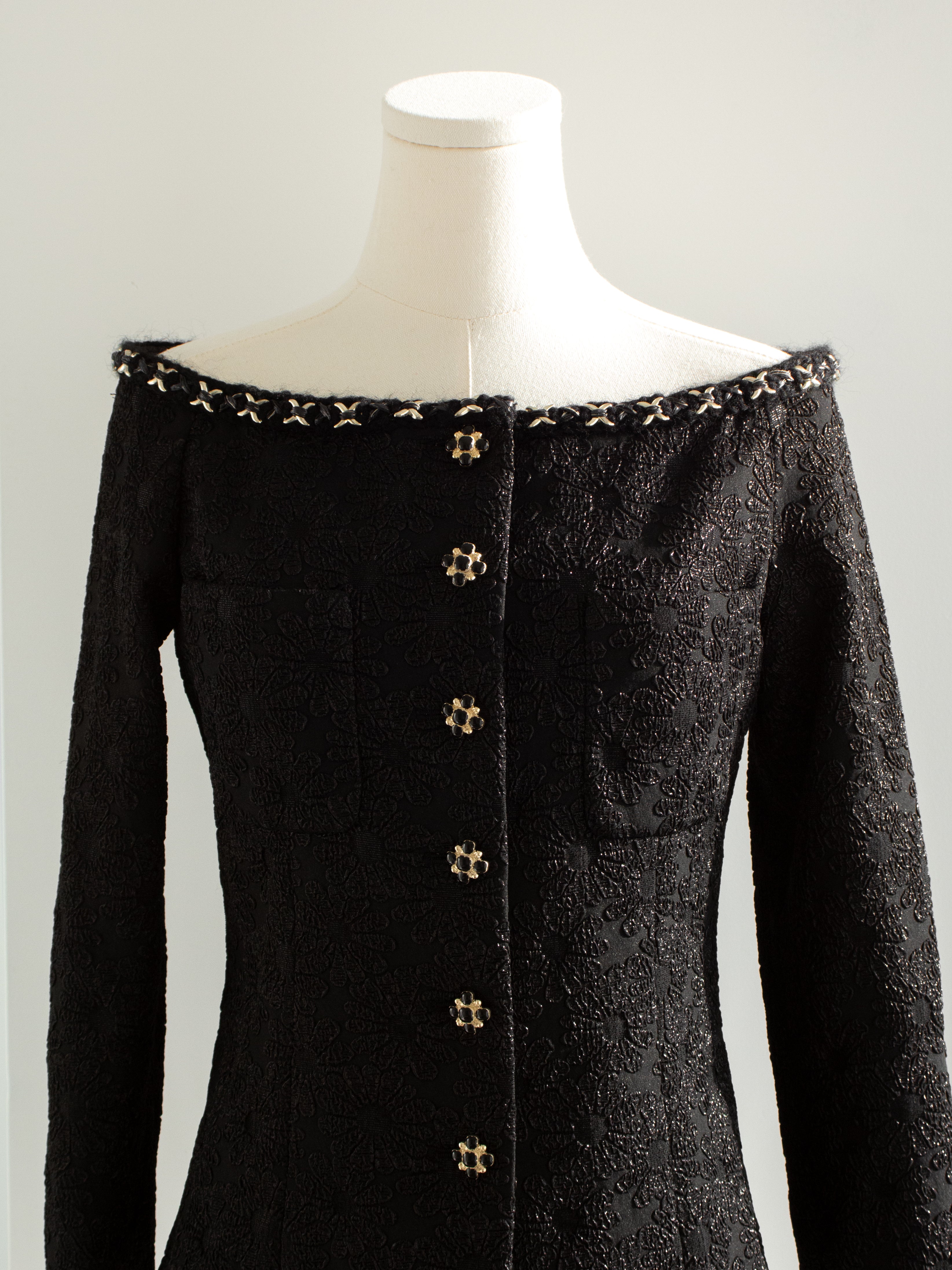 Chanel F/W 2021 Metiers D'Art Chateau Des Dames Black Off-Shoulder 21A Jacket