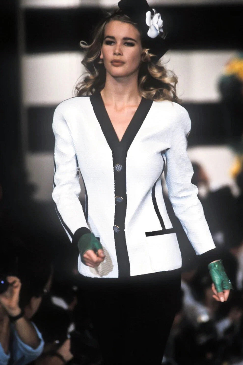 Chanel Vintage S/S 1991 Collector White Black Sequin CC Scuba Jacket