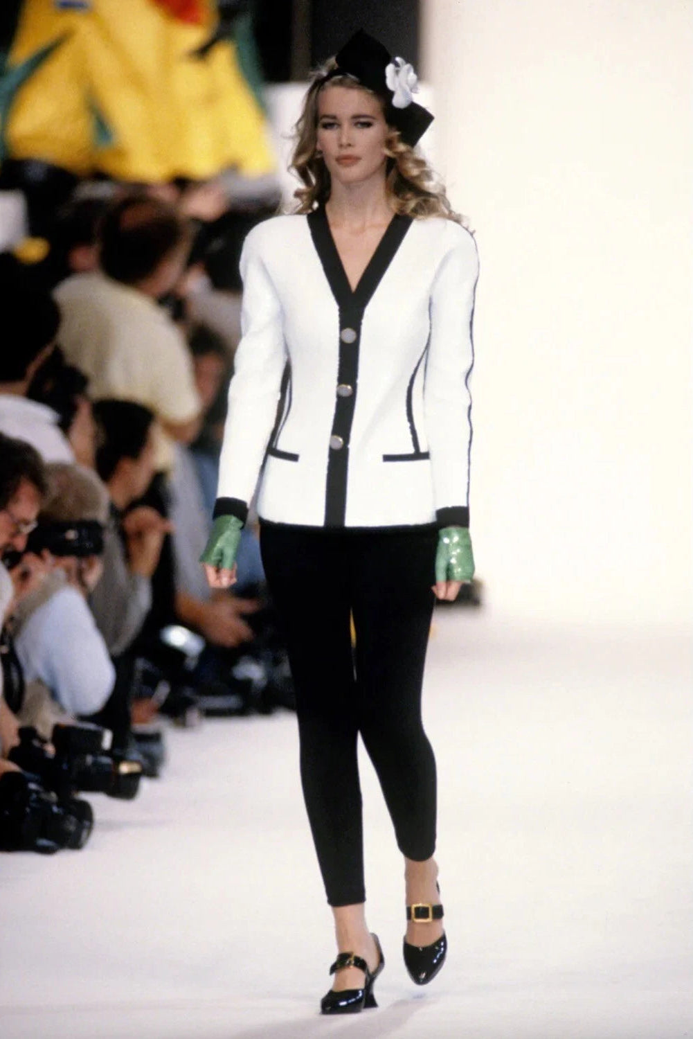 Chanel Vintage S/S 1991 Collector White Black Sequin CC Scuba Jacket