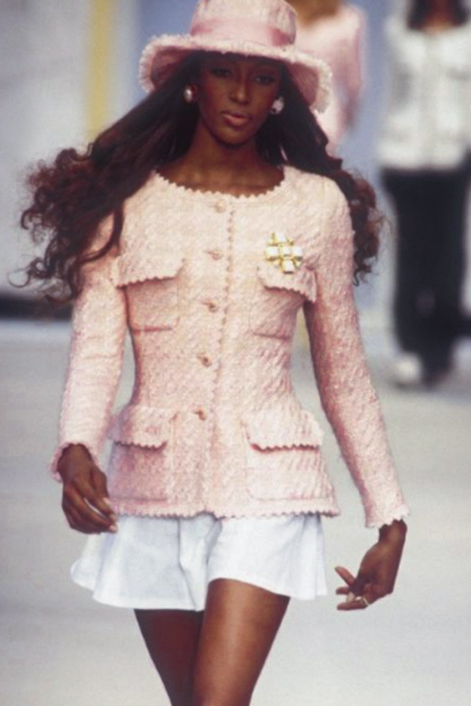 Chanel S/S 1993 Runway Pink Fantasy Tweed Scalloped 93P Jacket