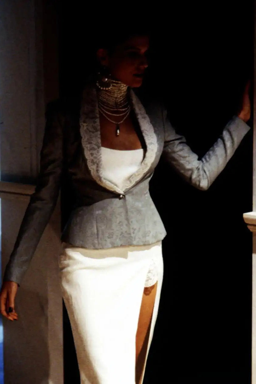 Christian Dior By John Galliano S/S 1998 In A Boudoir Mood White Pearl Jacquard Gown