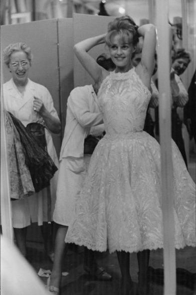 Chanel Haute Couture S/S 1960 Blush Pink Lace Wheat Dress