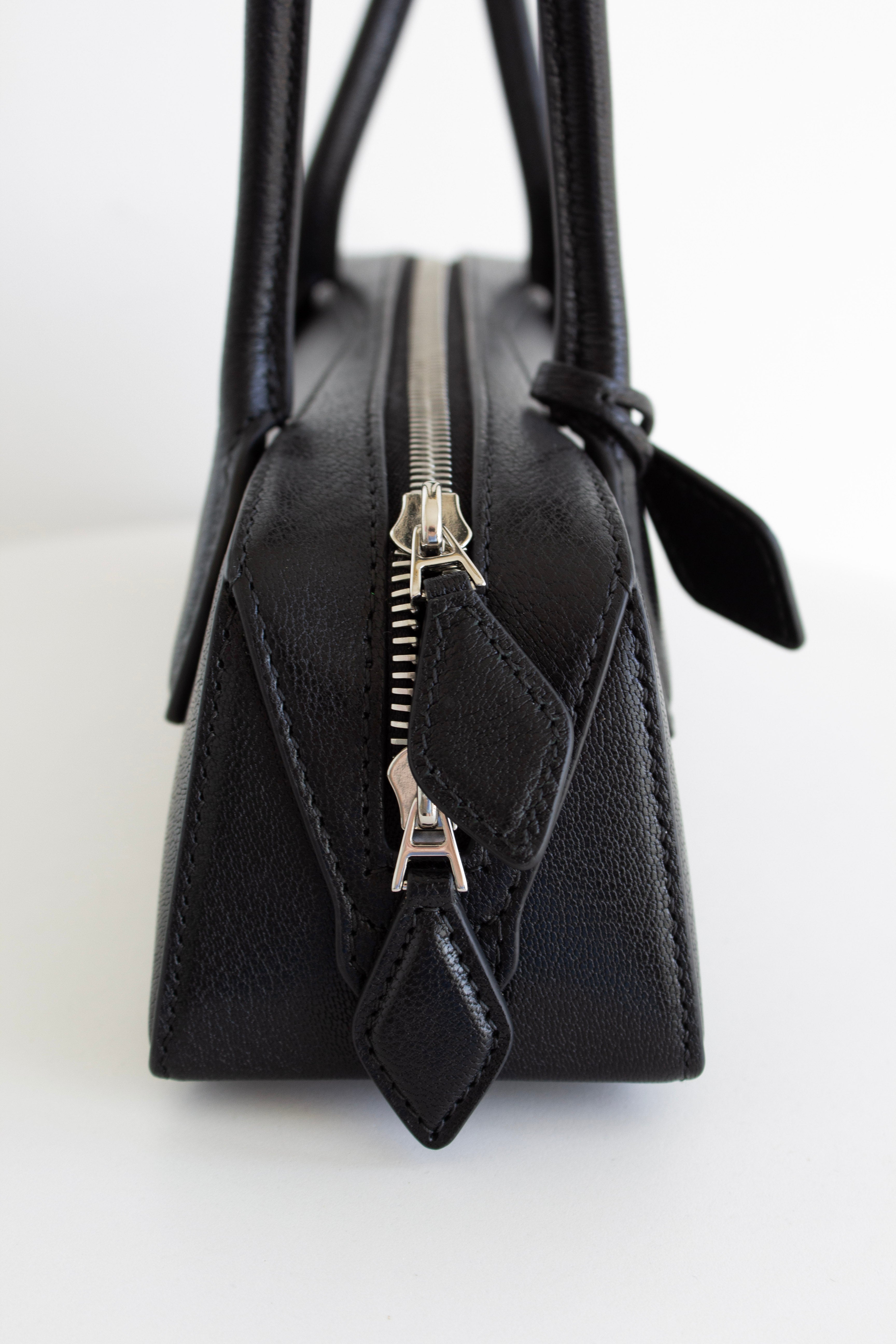 Alaïa Le Teckel Small Black Goat Leather Shoulder Bag