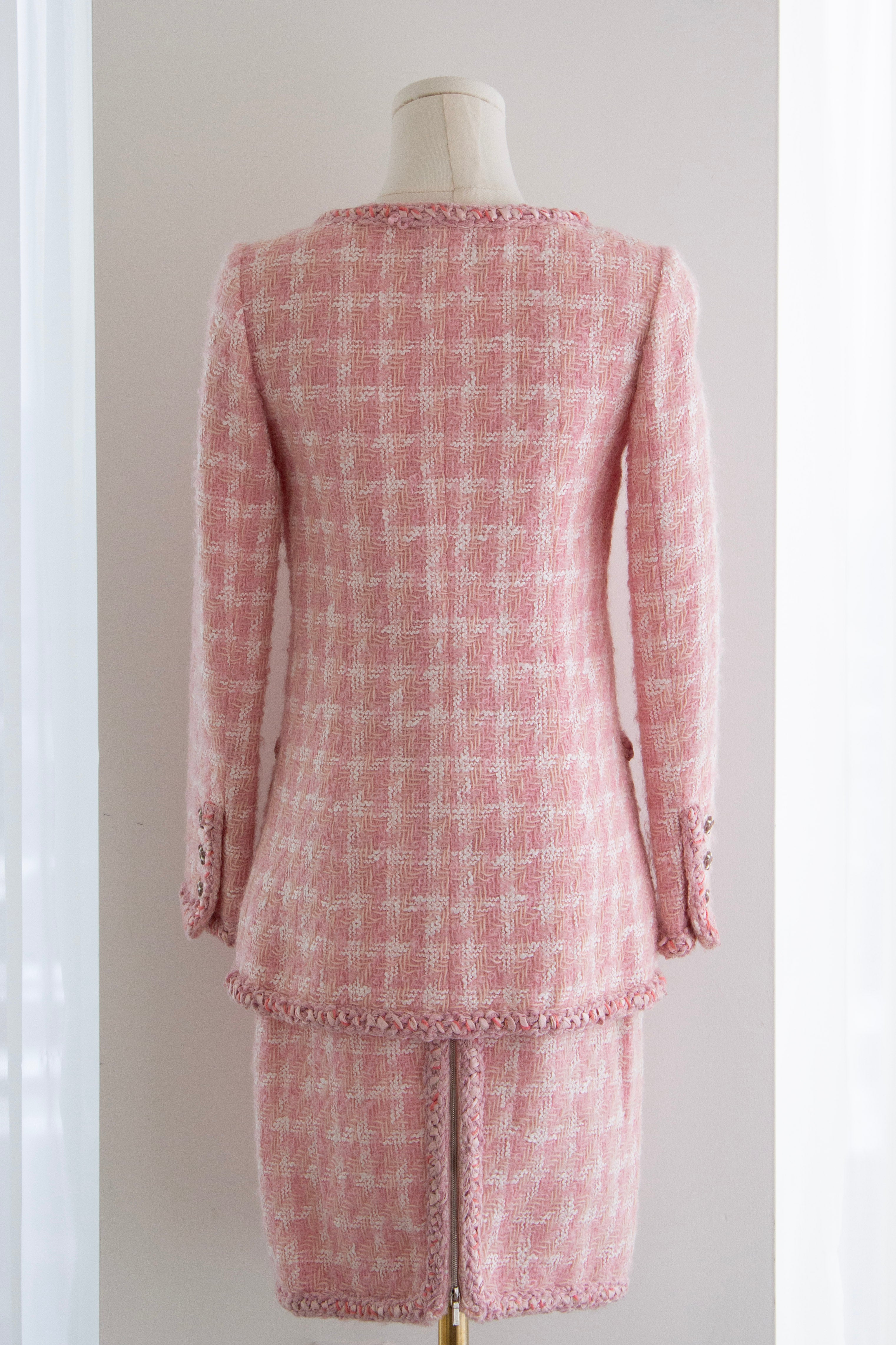 Chanel F/W 2014 Supermarket Pink Plaid 14A Fantasy Tweed Jacket Skirt Suit 